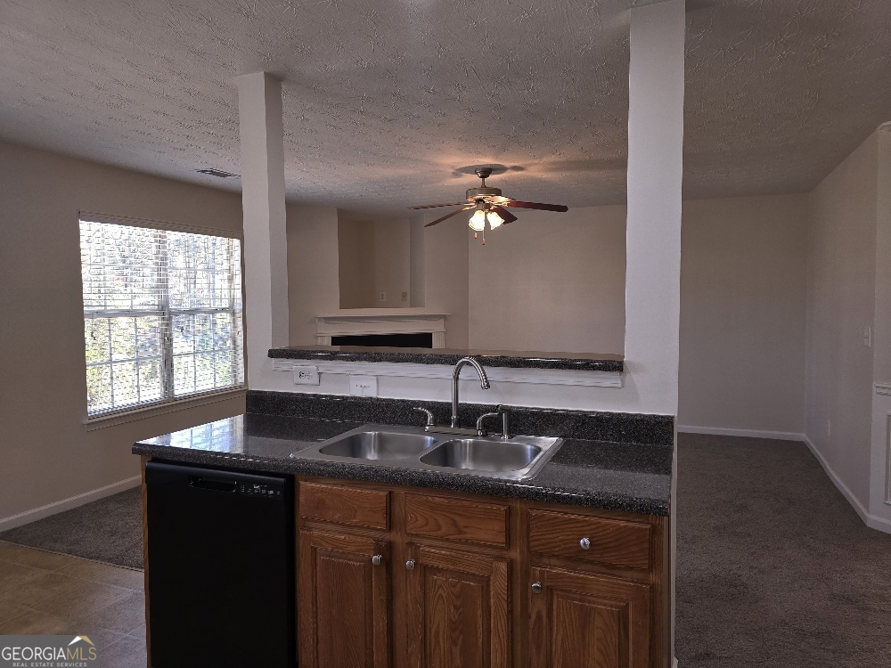 7419 Garnet Drive Property Photo 6