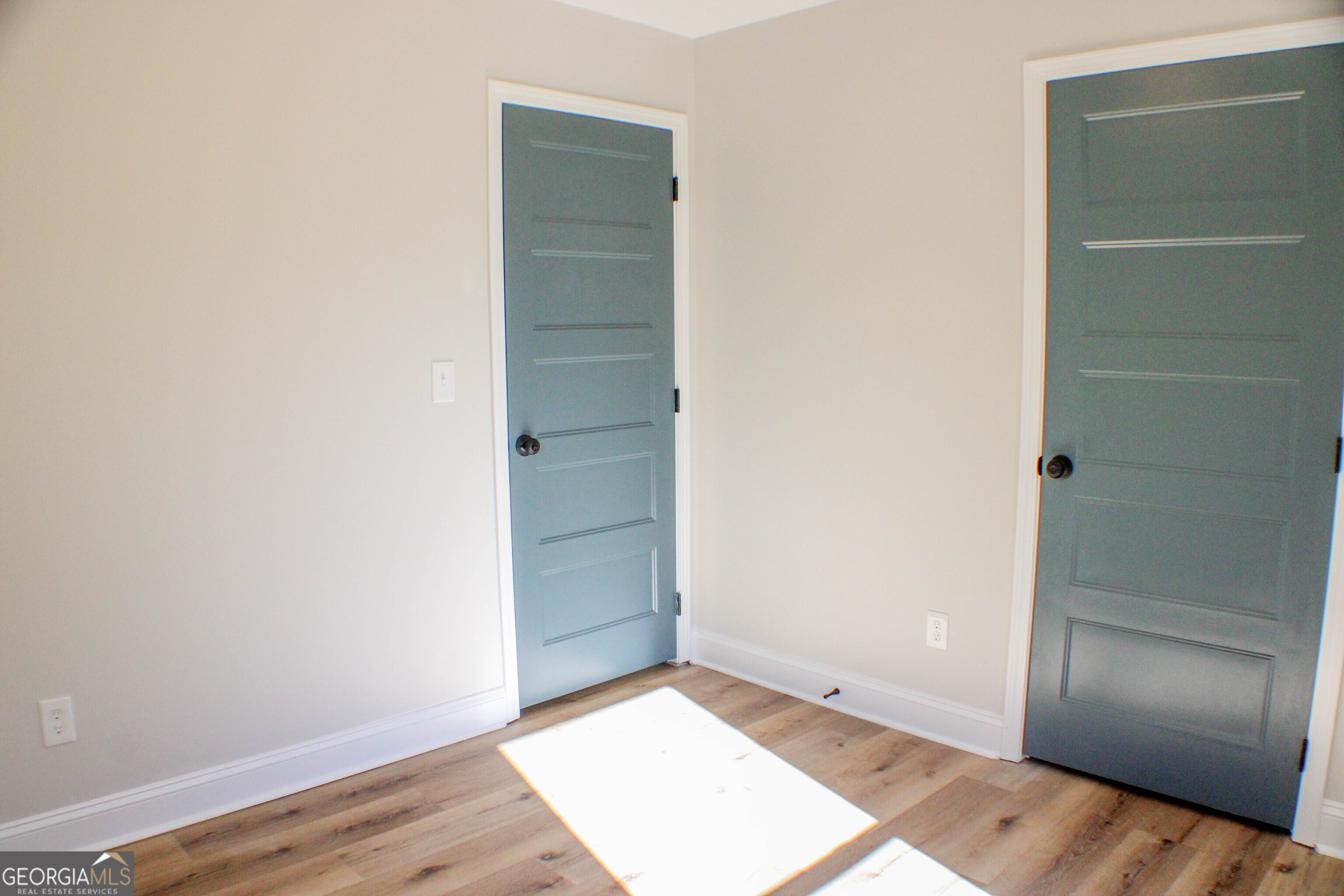 604 Pennington Avenue Property Photo 10