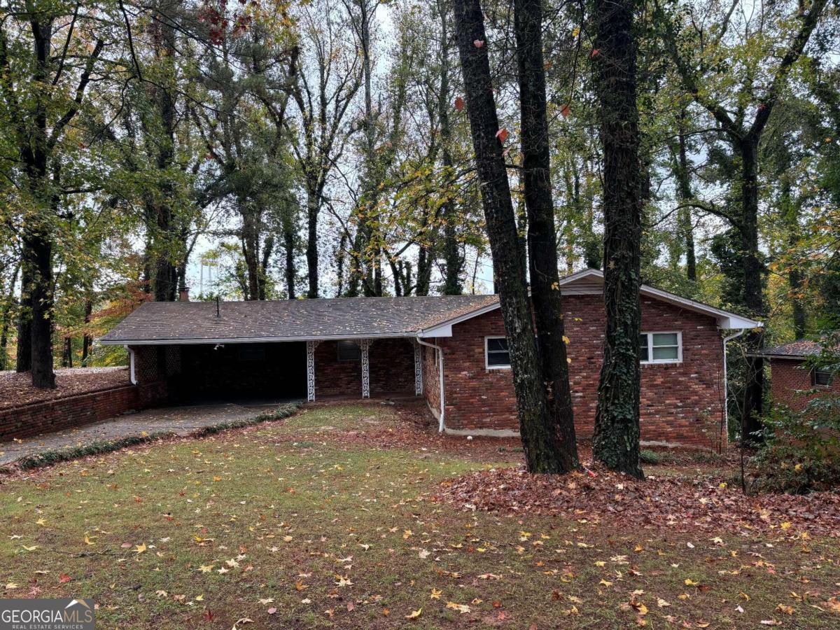 2820 Arlington Road Property Photo 3