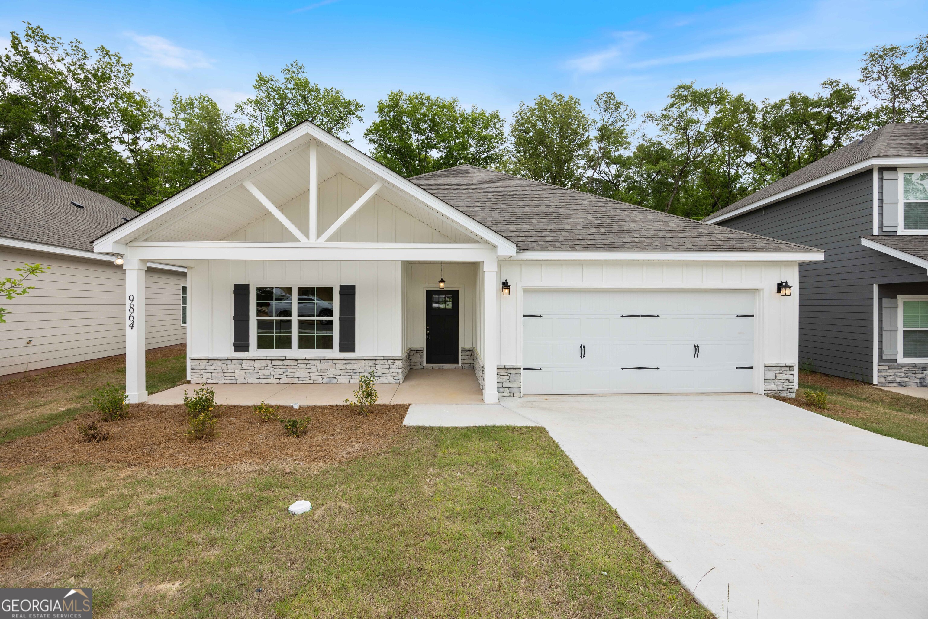 9864 Paddock Court Property Photo 1