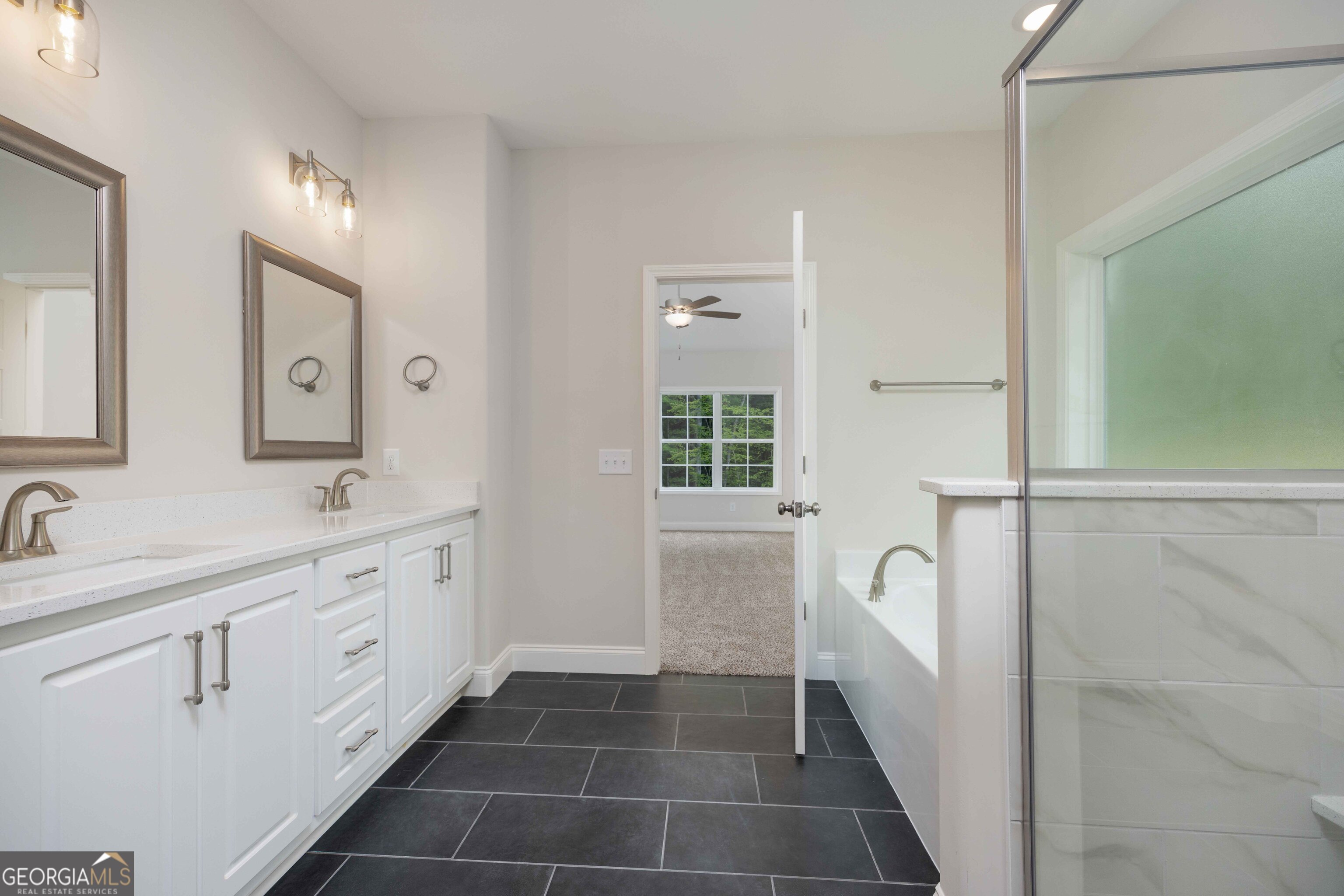 9864 Paddock Court Property Photo 10