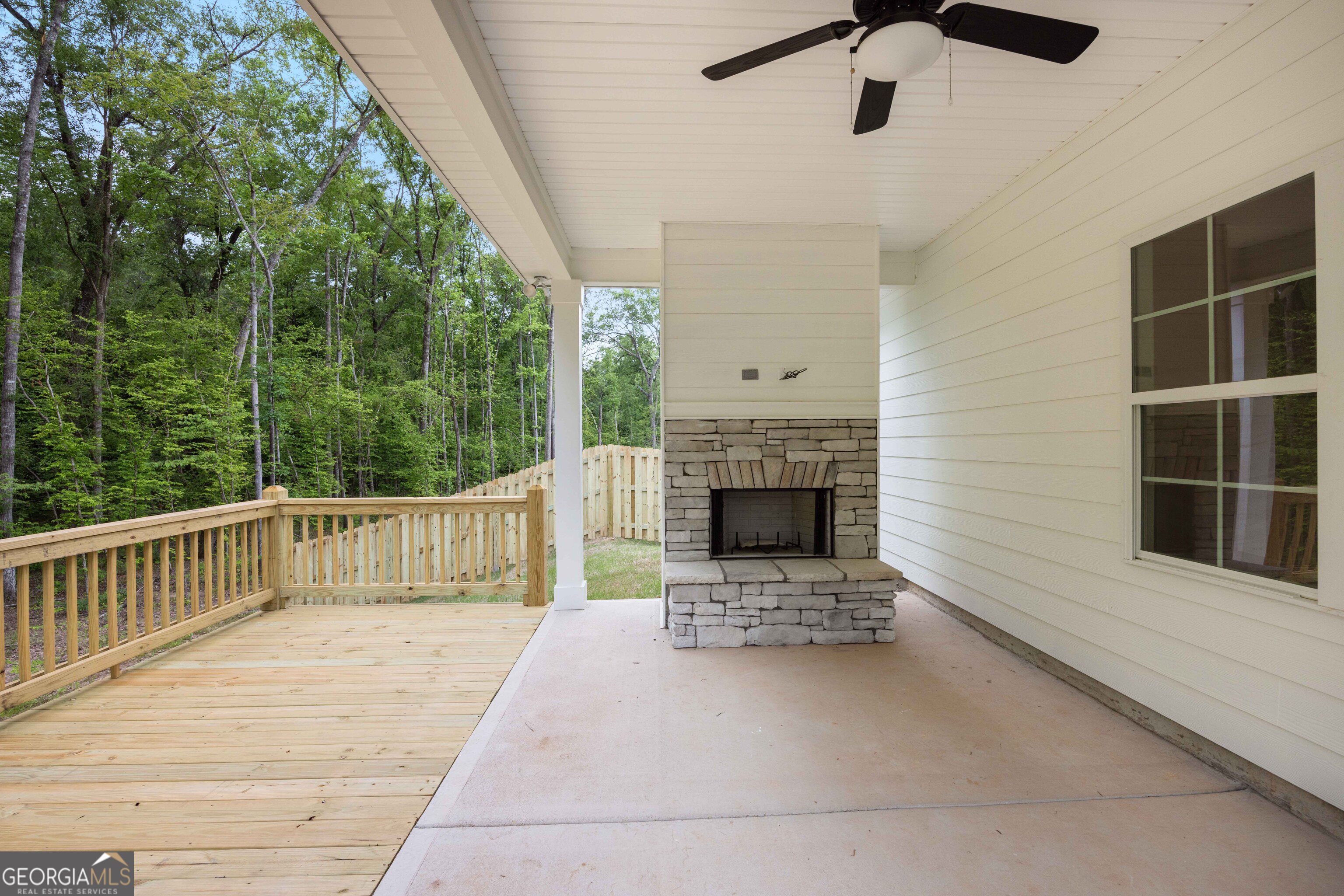 9864 Paddock Court Property Photo 17