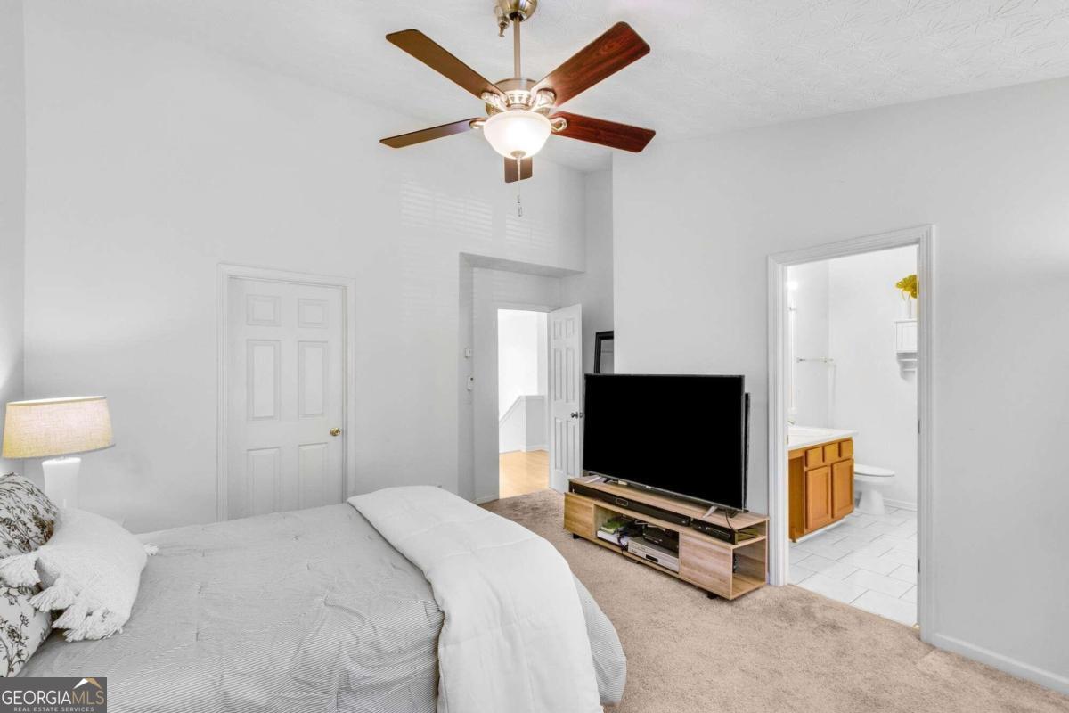 203 Village Square Drive Property Photo 17