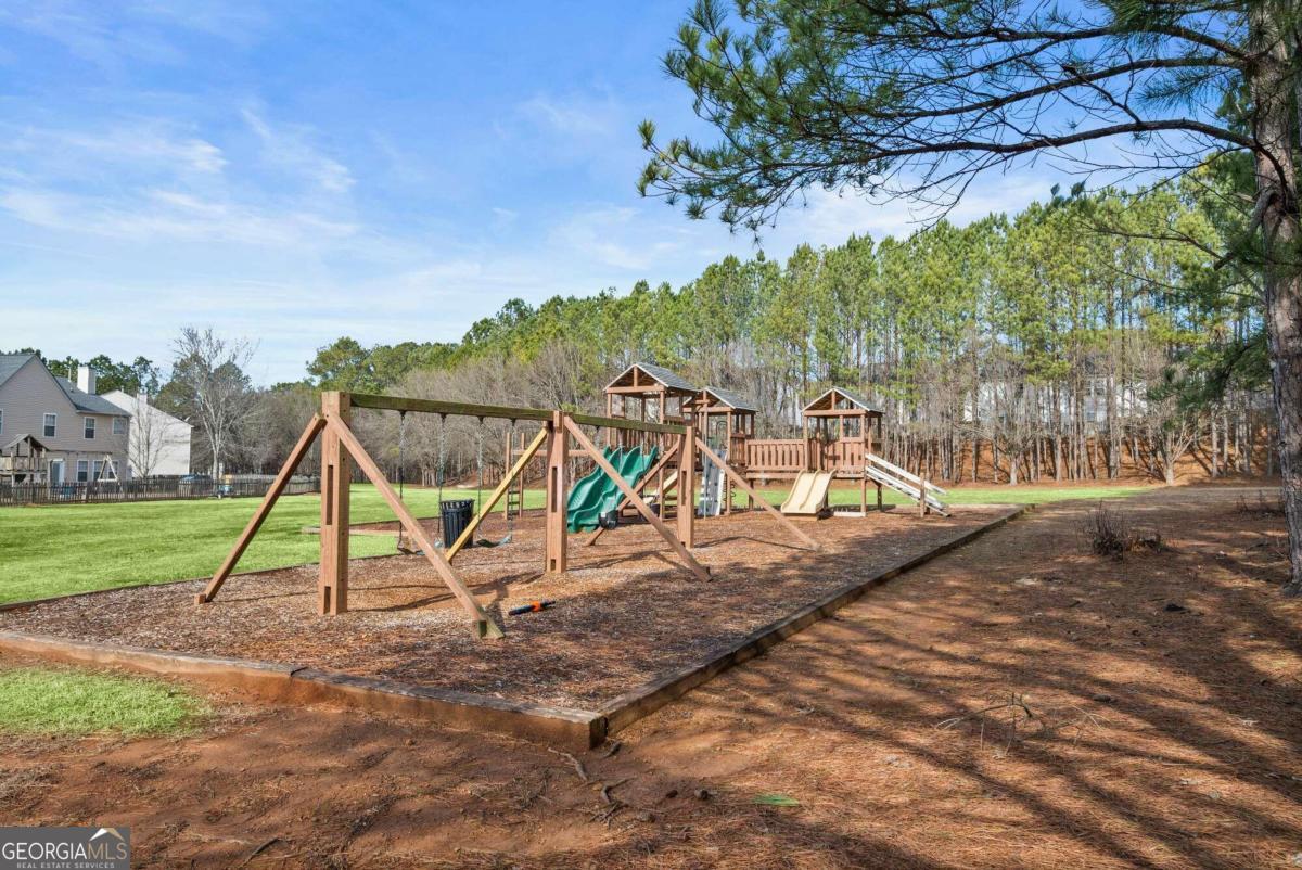 203 Village Square Drive Property Photo 34