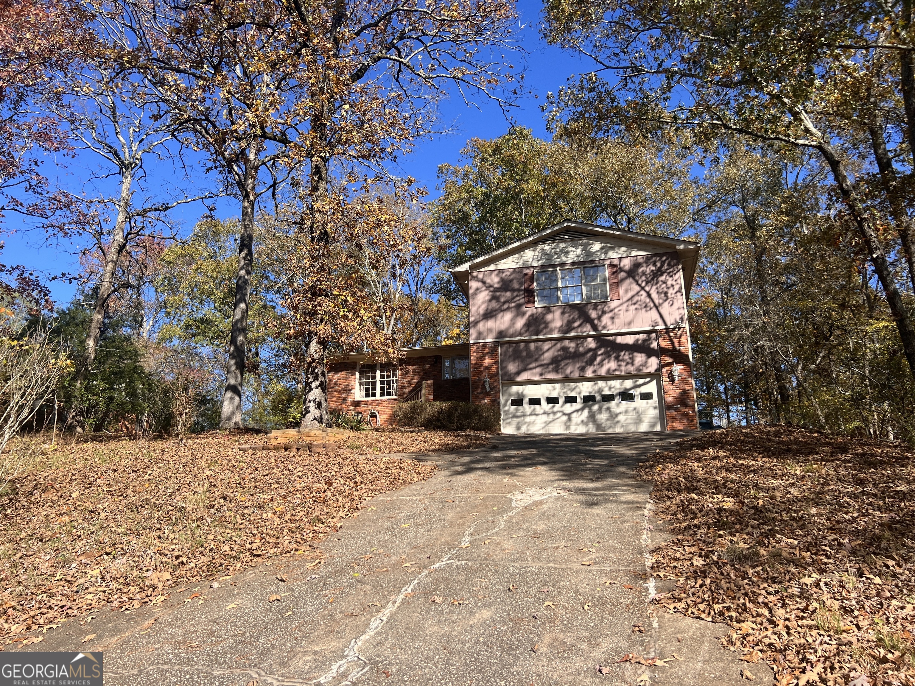 345 Caldwell Circle Property Photo 1