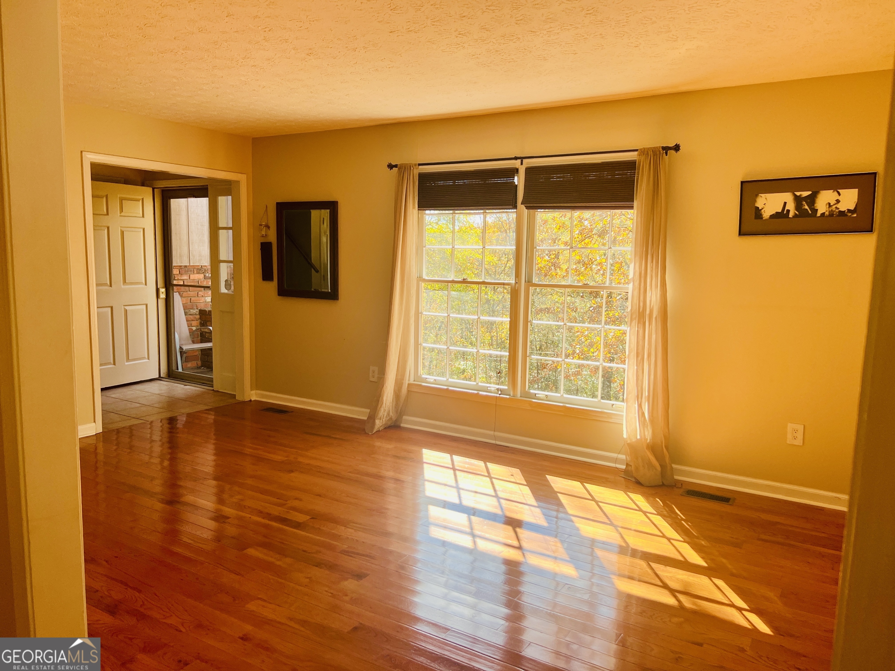 345 Caldwell Circle Property Photo 6
