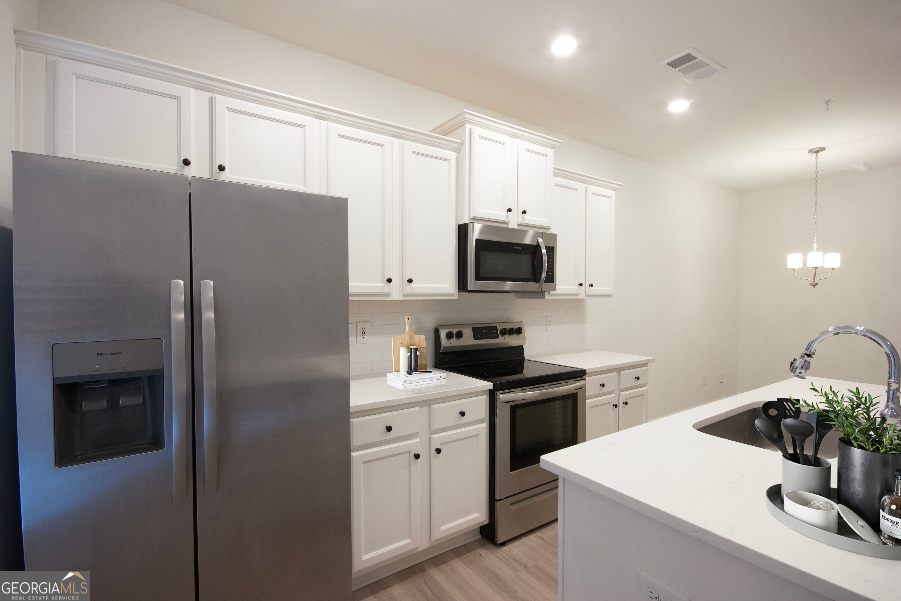 2112 Remy Court # 47a Property Photo 4
