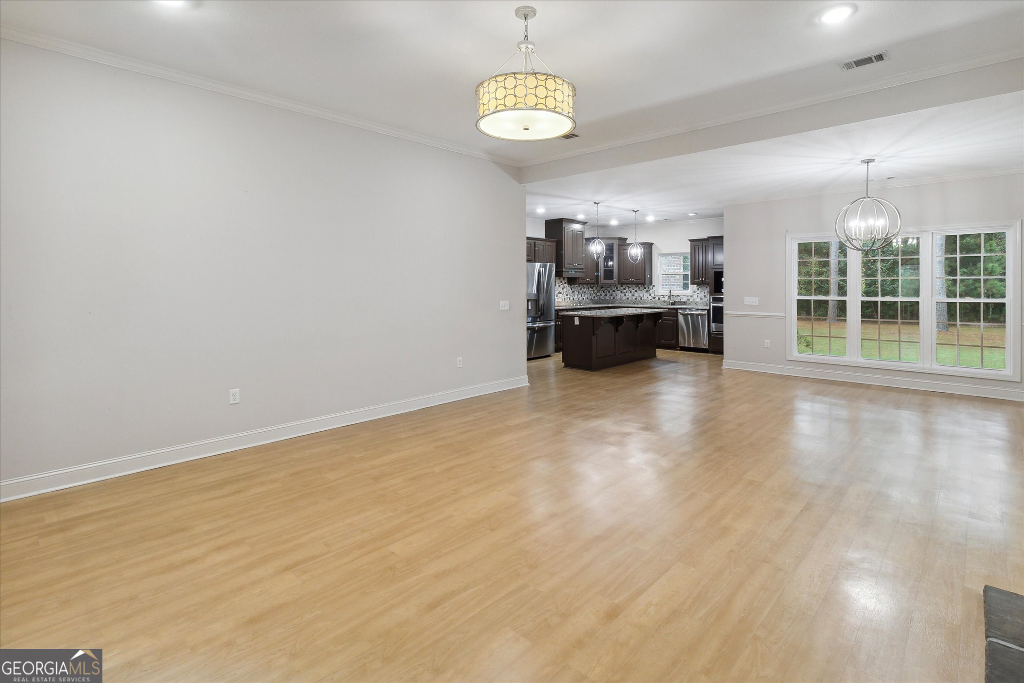 3065 Mccall Boulevard Property Photo 9