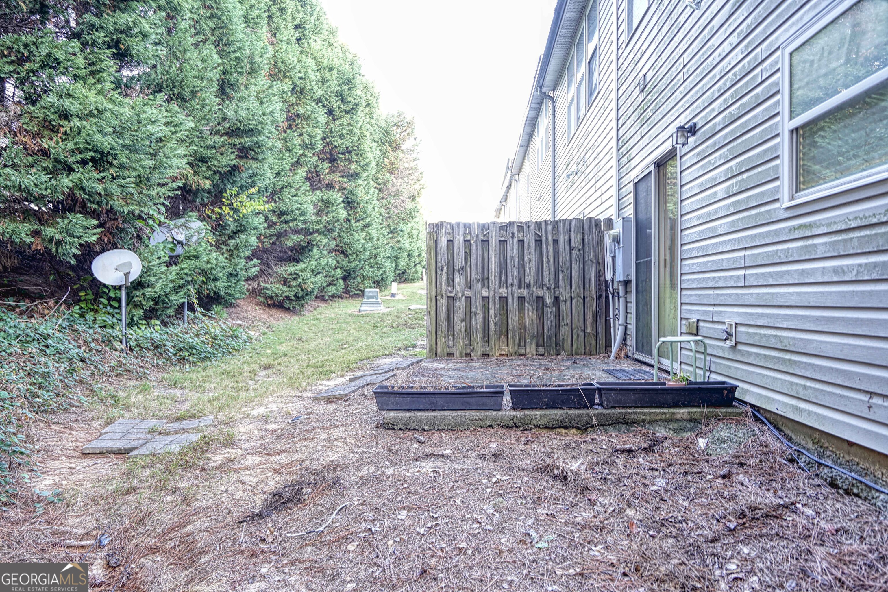 2158 Executive Drive Property Photo 6