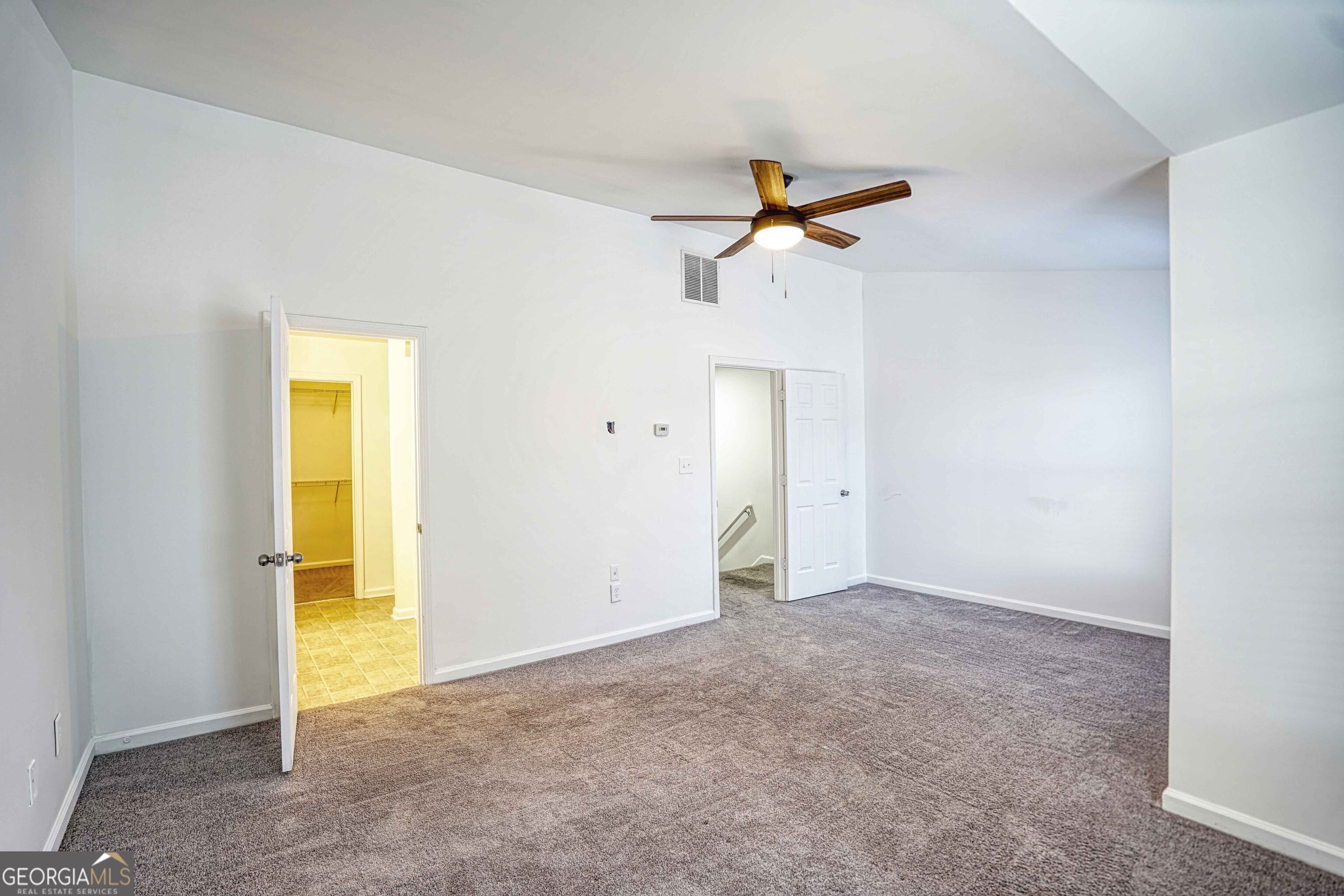 2158 Executive Drive Property Photo 31
