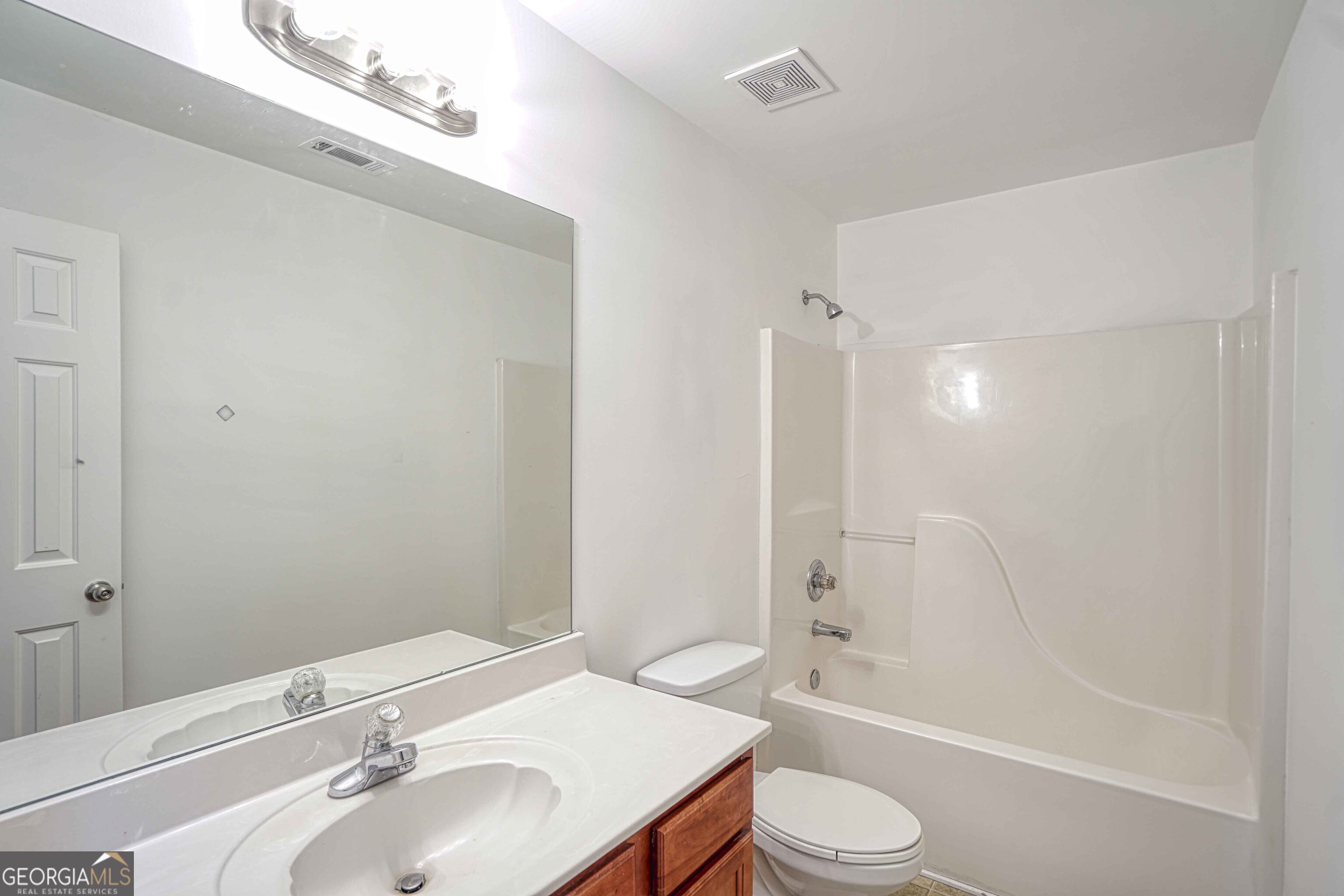 2158 Executive Drive Property Photo 35