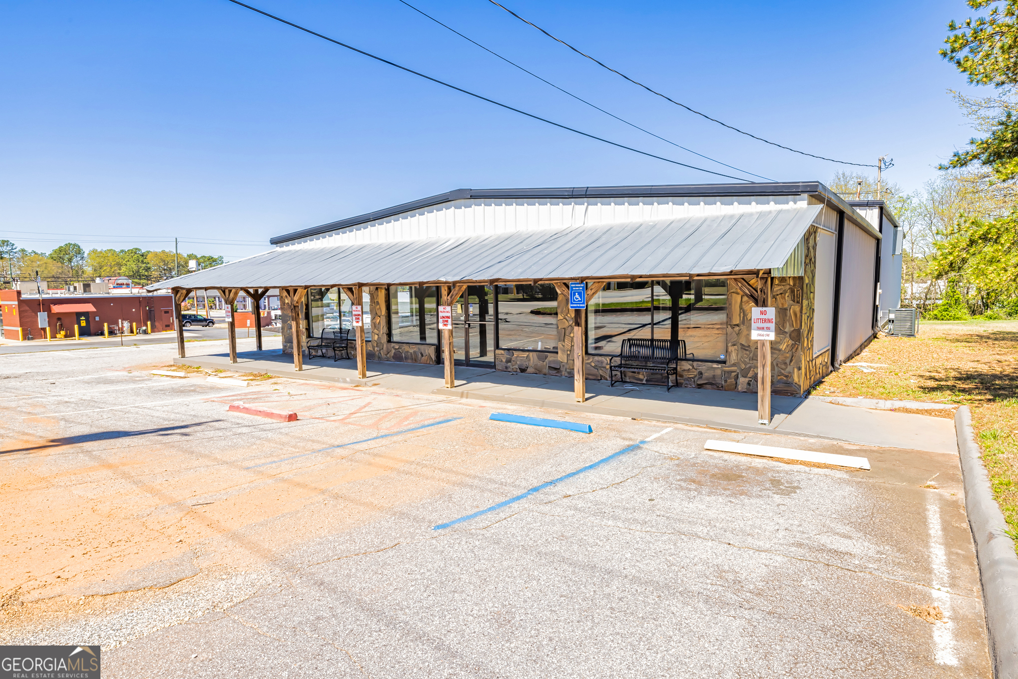 1517 Lucky Street Property Photo 2