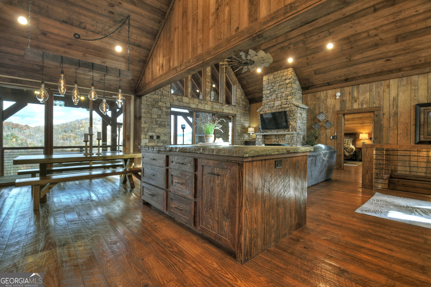 258 Forest Ridge Drive Property Photo 14