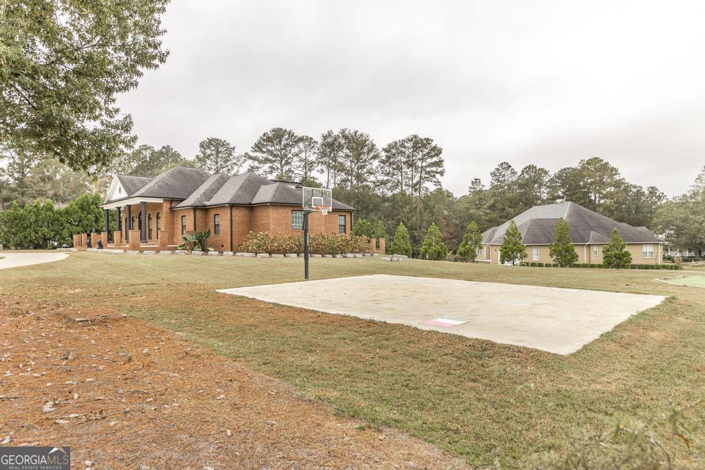 100 Parks Ridge Property Photo 9