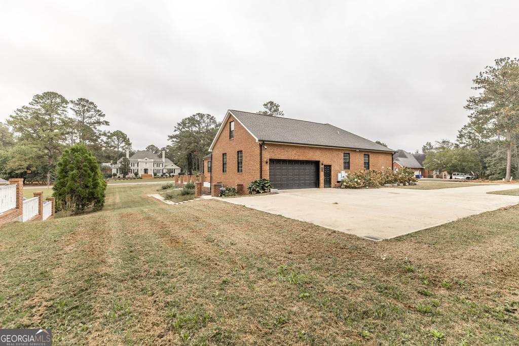 100 Parks Ridge Property Photo 15