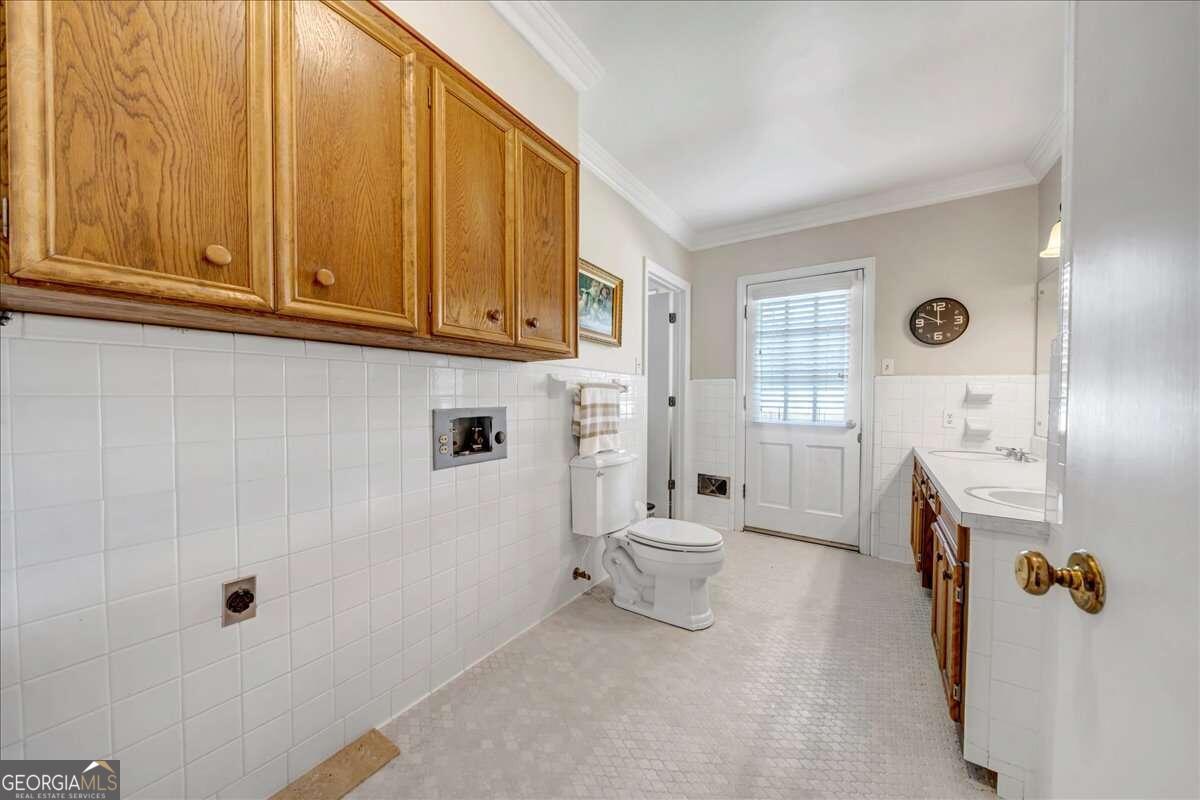 715 E 25th Avenue Property Photo 18