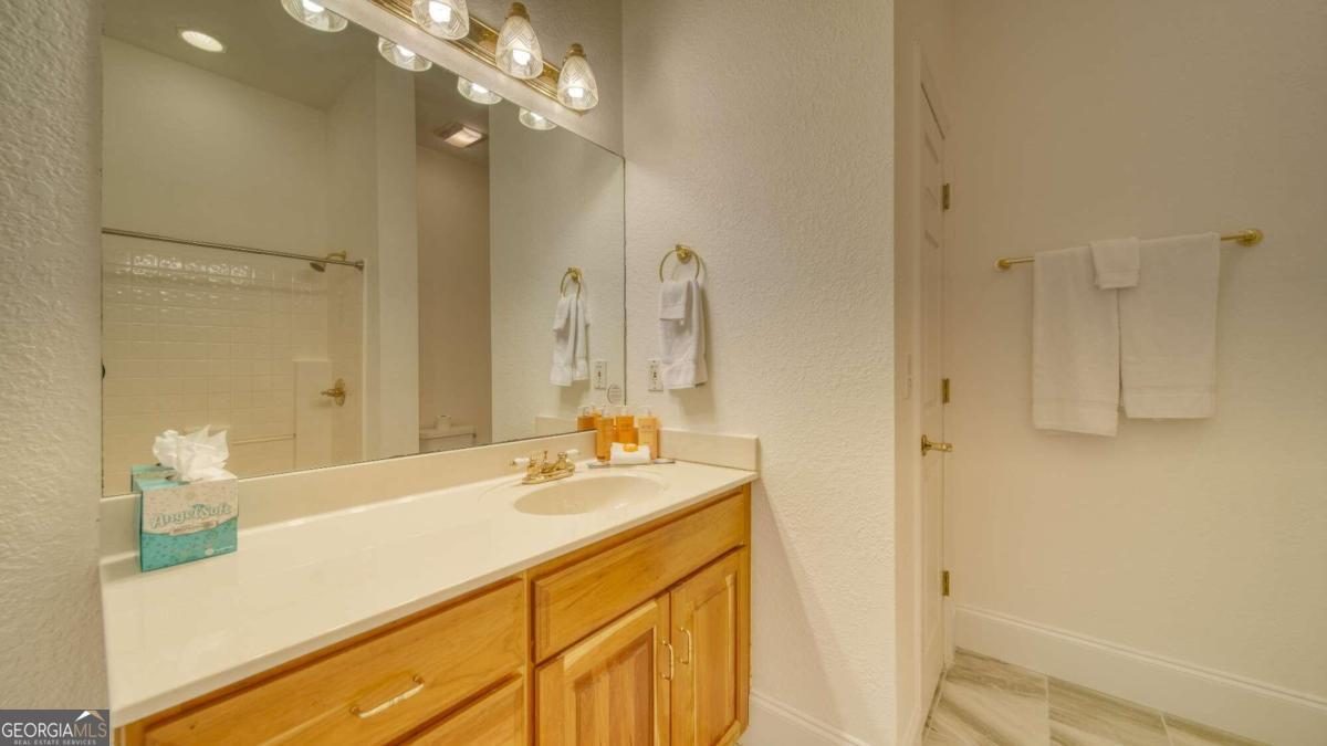 1688 Lakeview Drive 1a Drive Property Photo 23