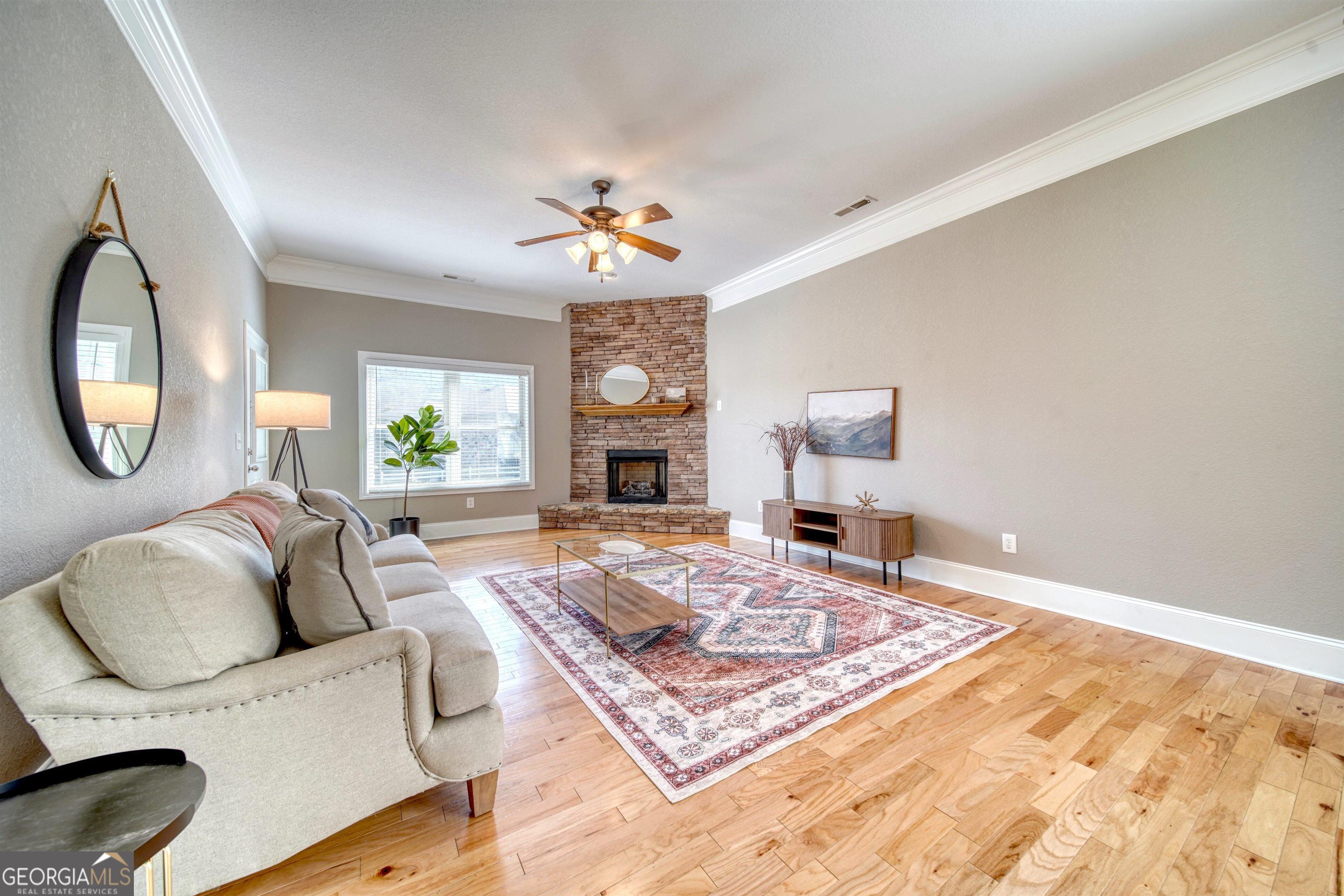 1649d Lakeview Drive Property Photo 7
