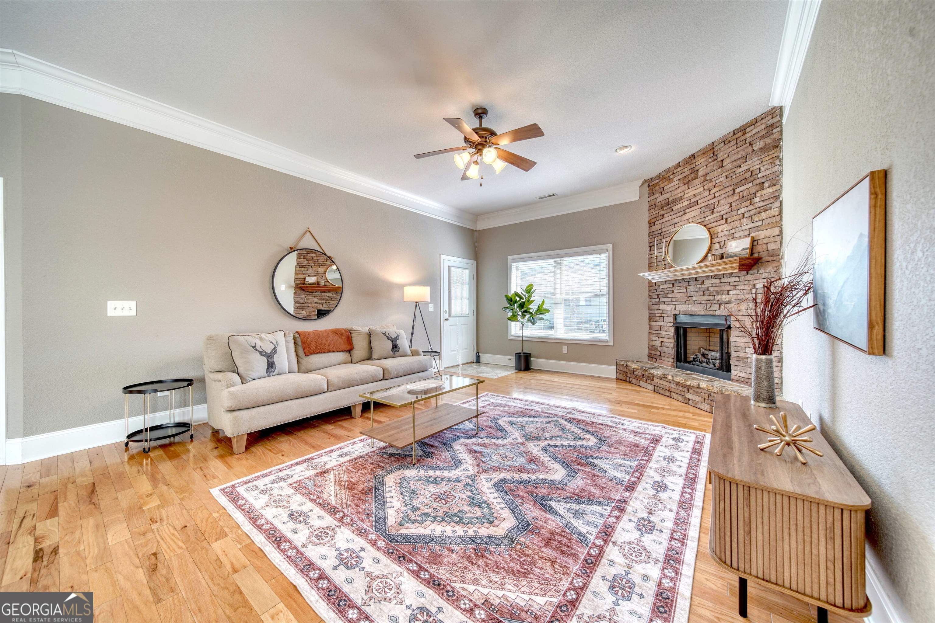 1649d Lakeview Drive Property Photo 8