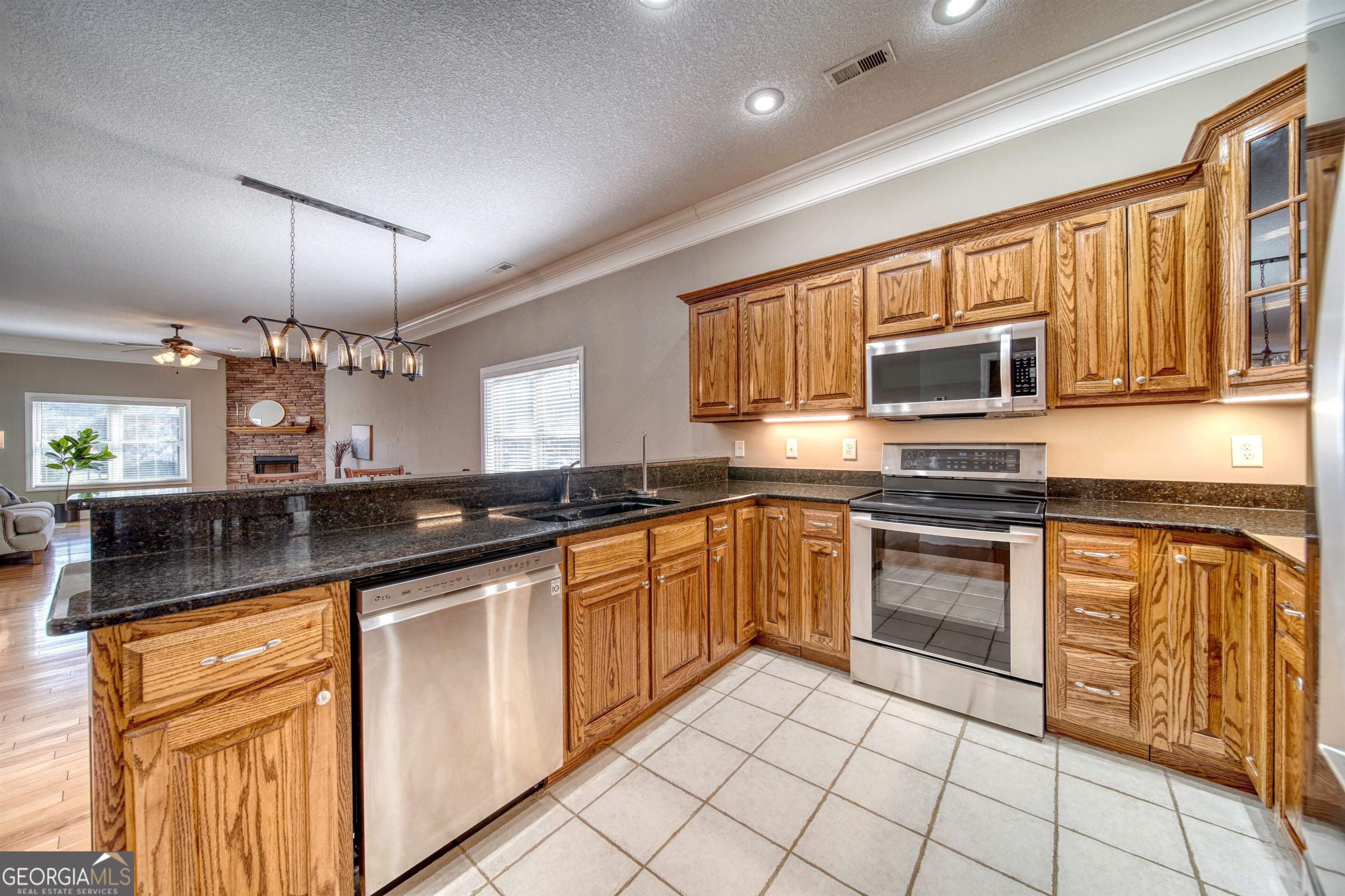 1649d Lakeview Drive Property Photo 15