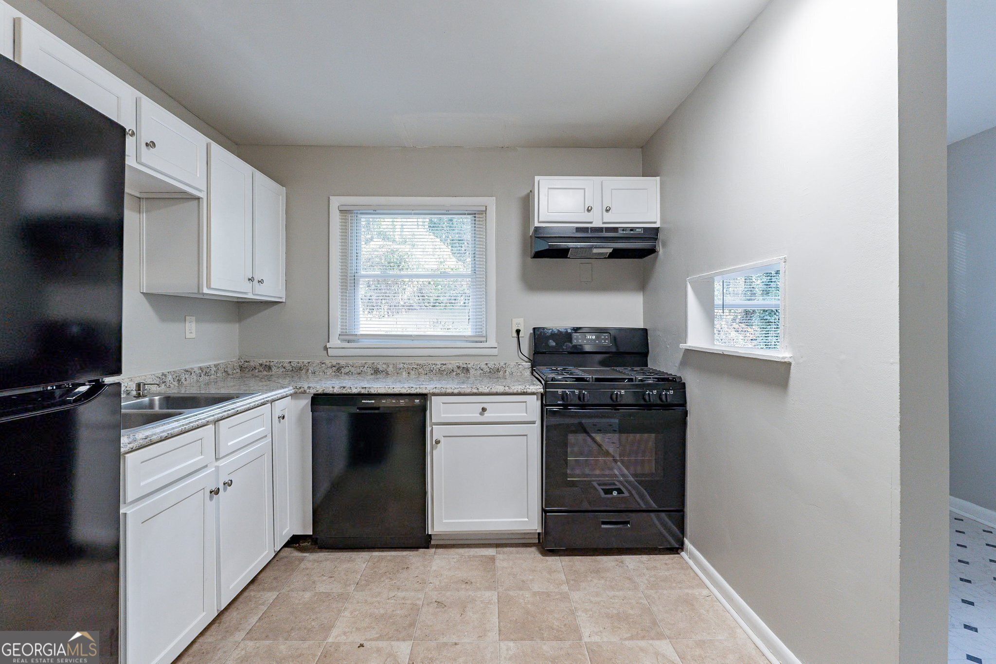 2196 Swallow Circle Se Property Photo 3