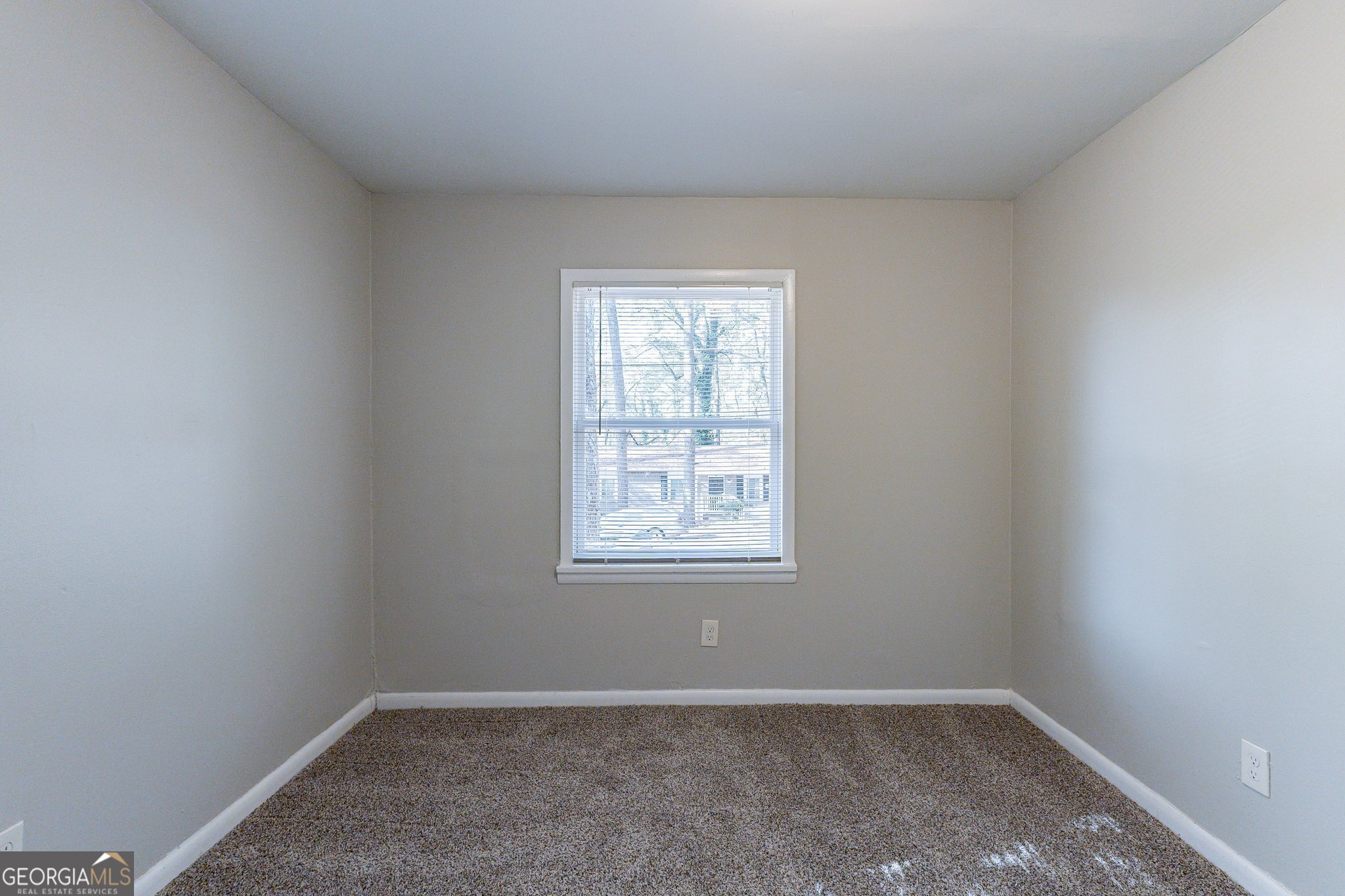 2196 Swallow Circle Se Property Photo 18