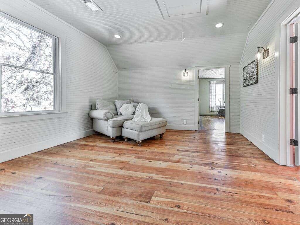 887 Old Canton Road Property Photo 21