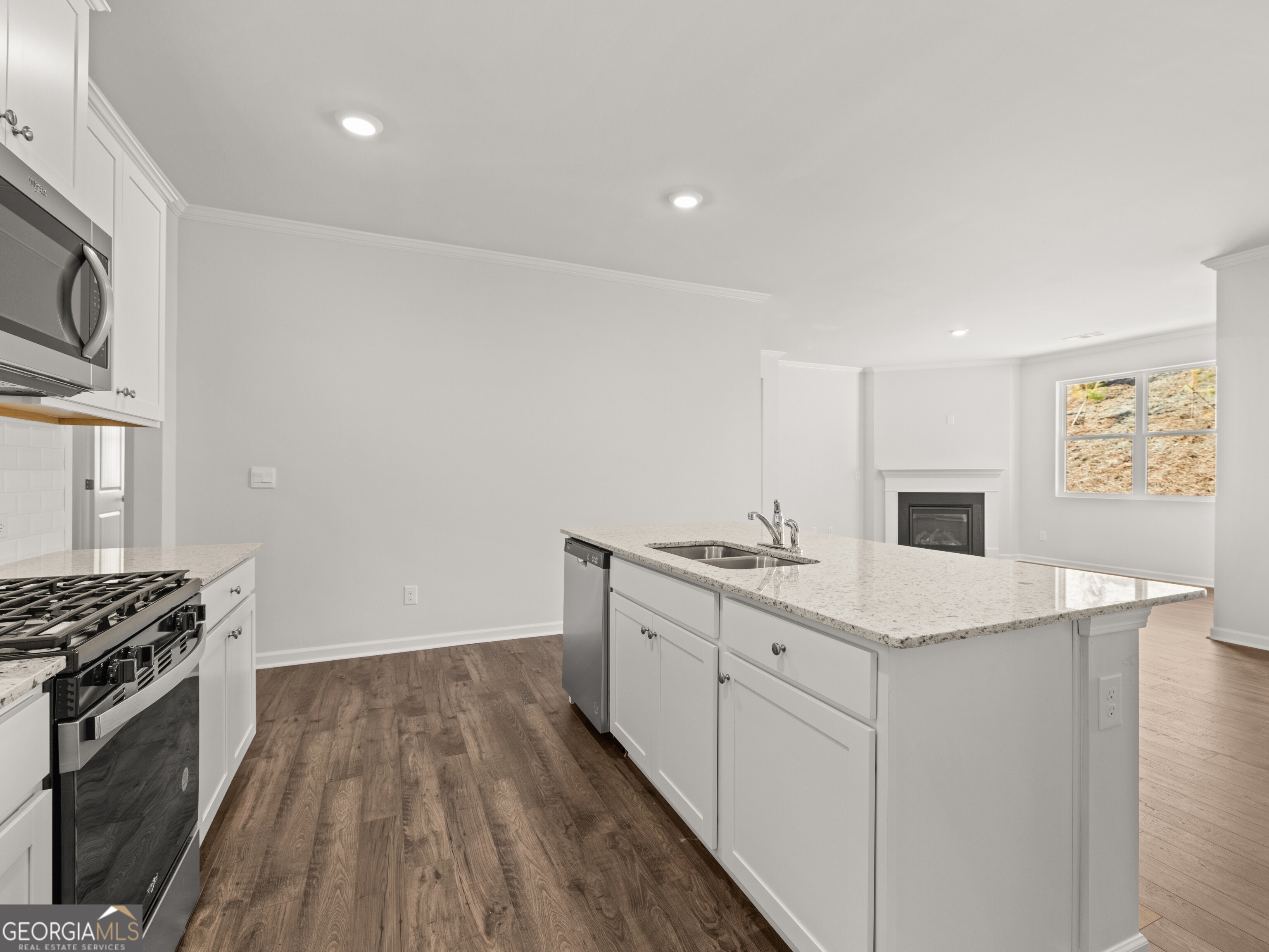 107 Landsdowne Way Property Photo 11