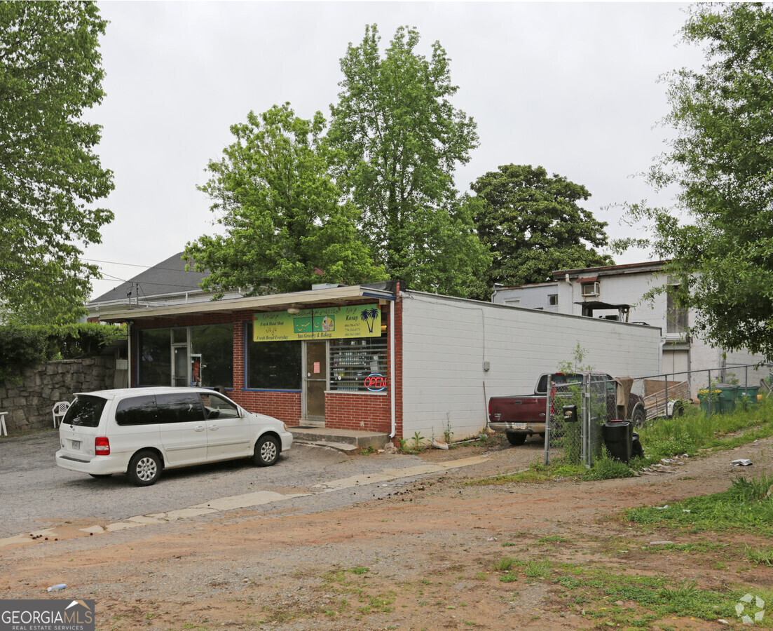 1049 Vaughan Street Property Photo 3