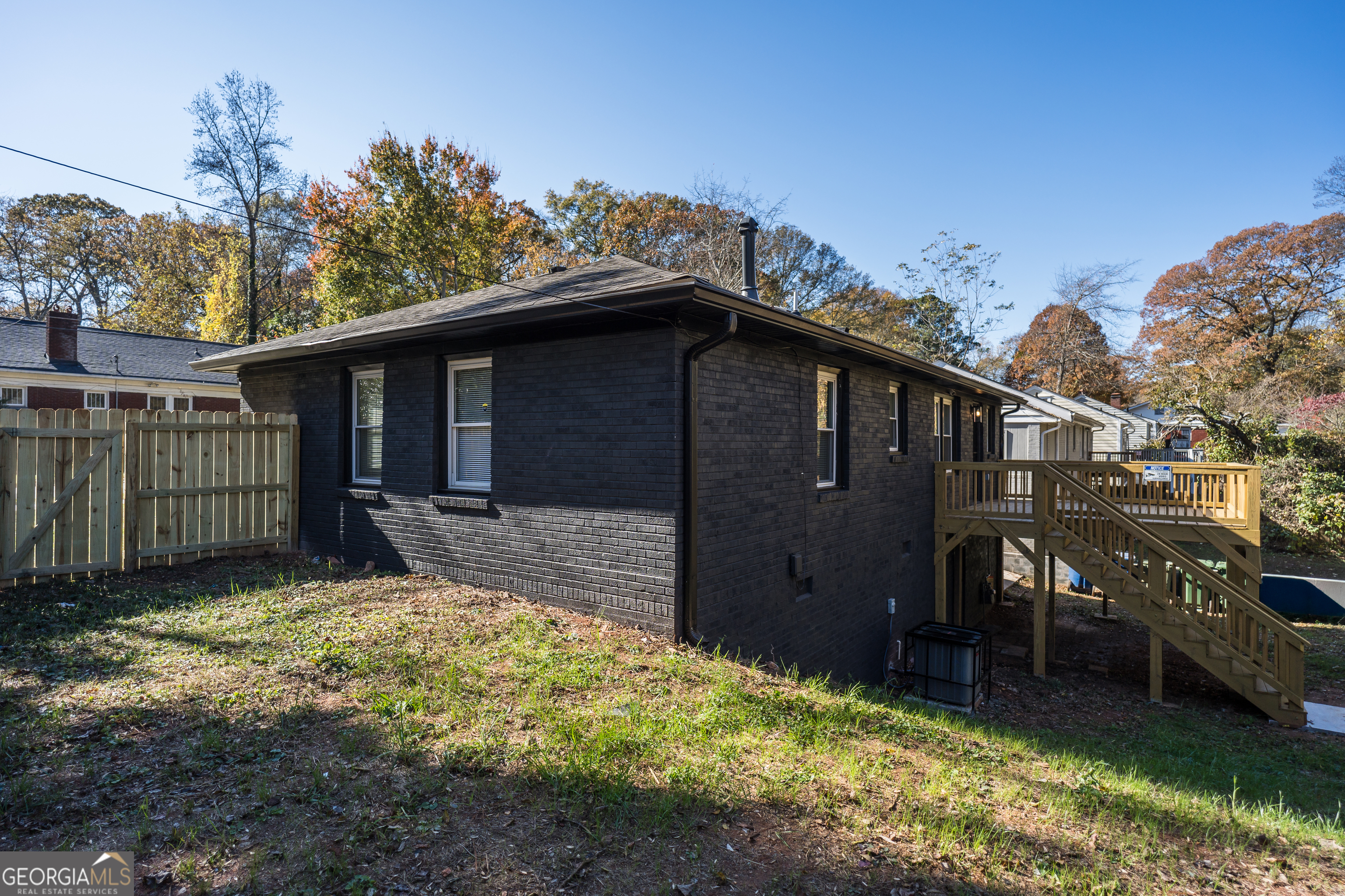 921 Byron Drive Sw Property Photo 4