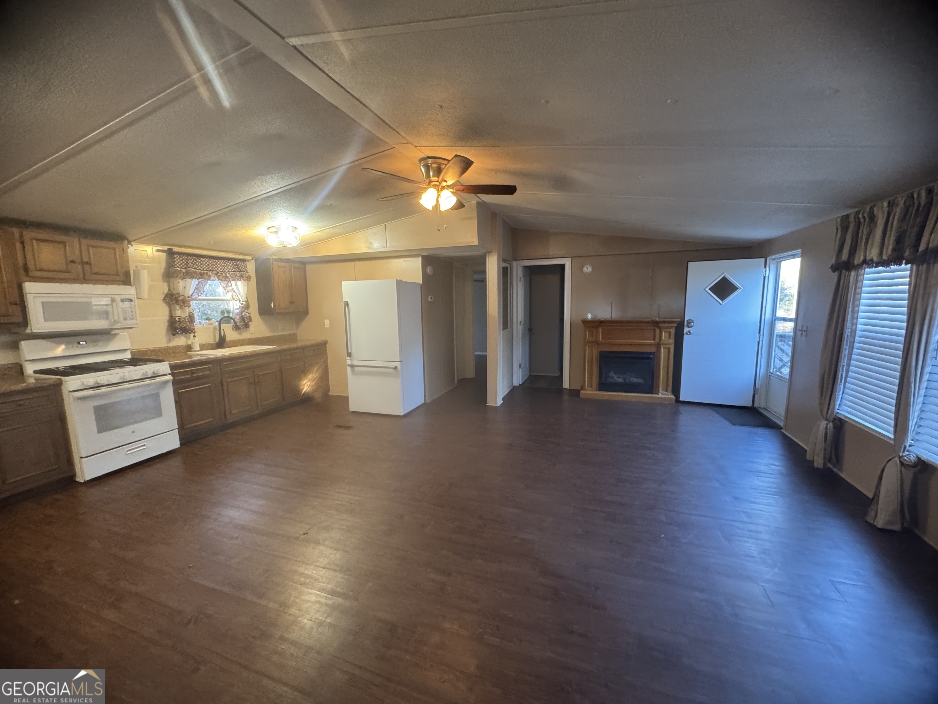 196 River Oak Drive Property Photo 11