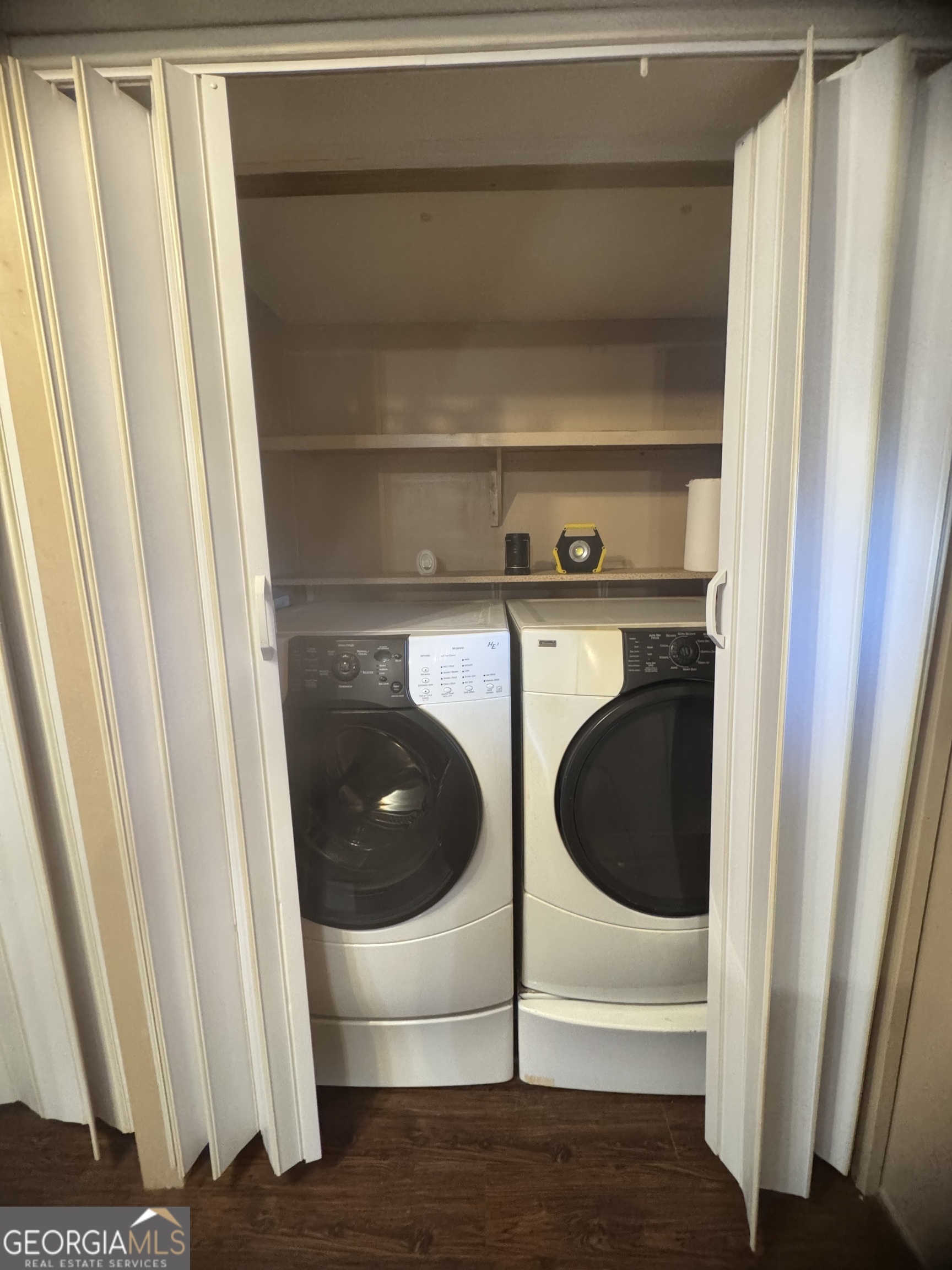 196 River Oak Drive Property Photo 13