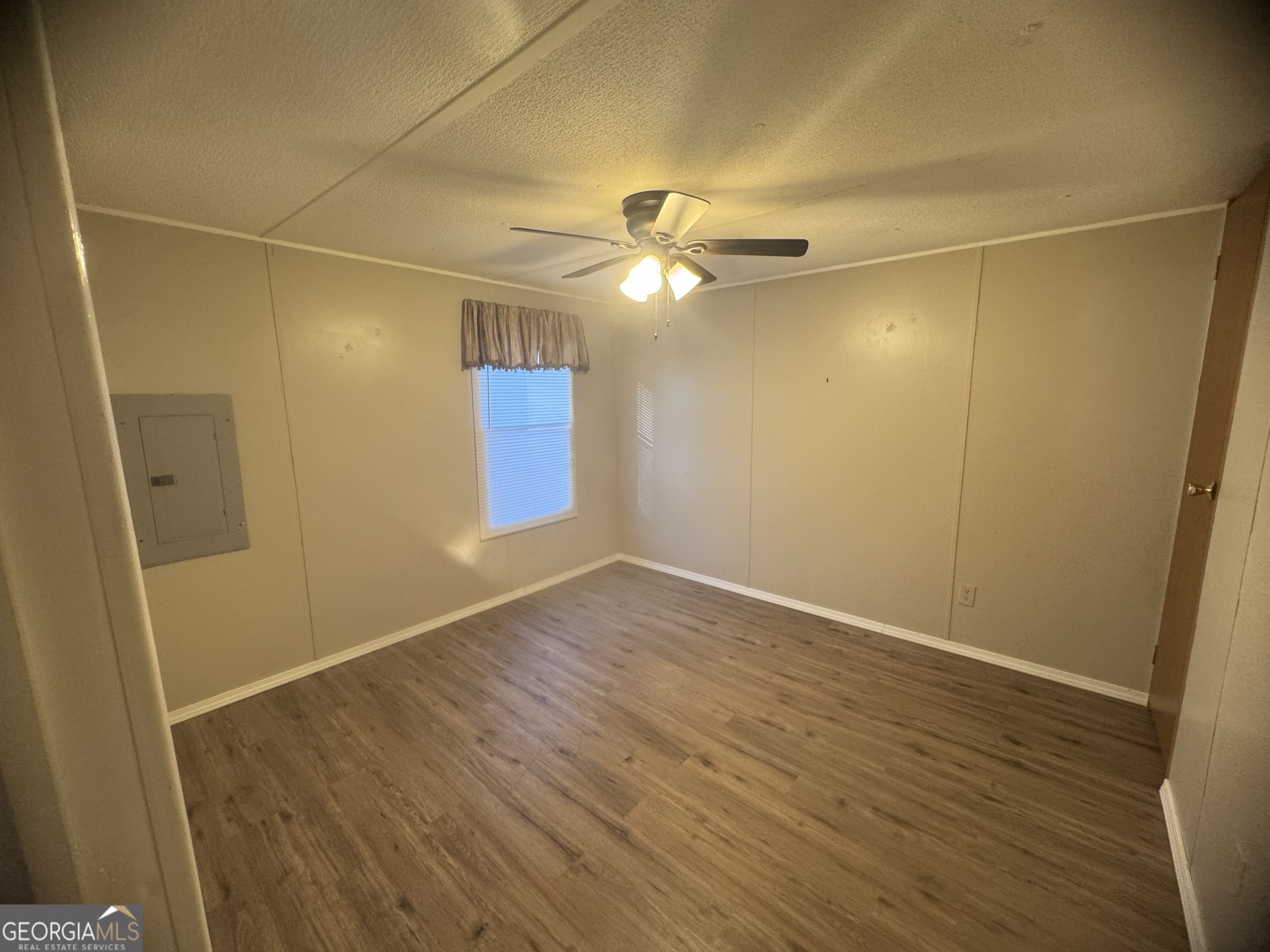 196 River Oak Drive Property Photo 17