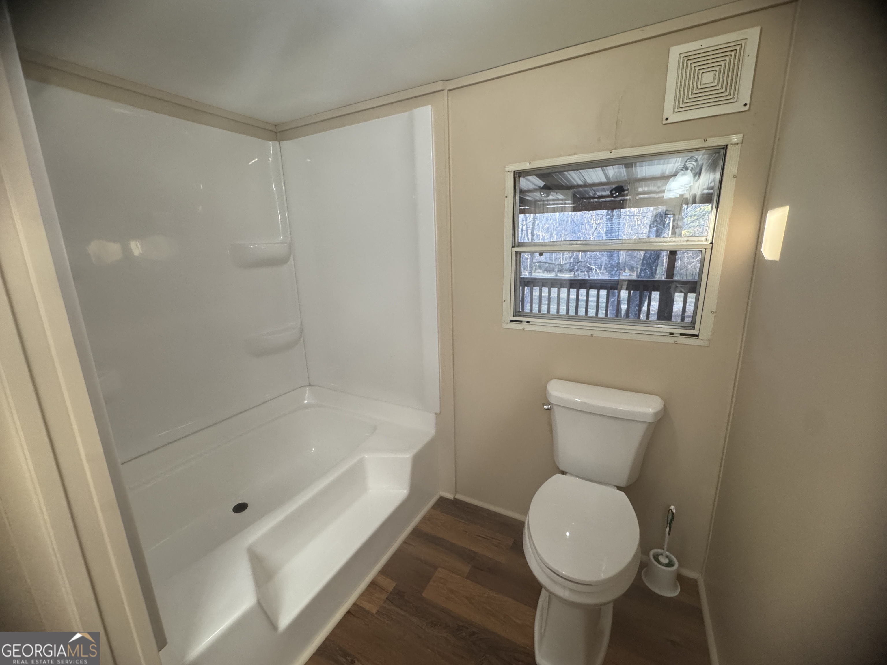 196 River Oak Drive Property Photo 26