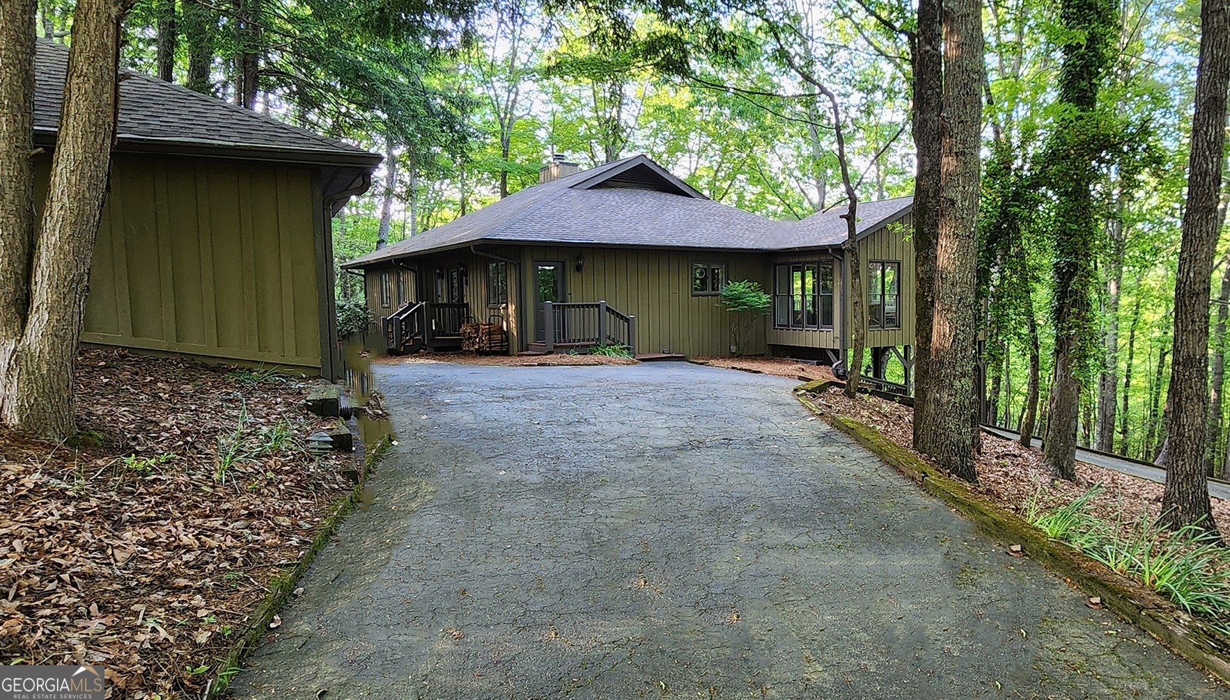 2630 Wilderness Parkway Property Photo 4