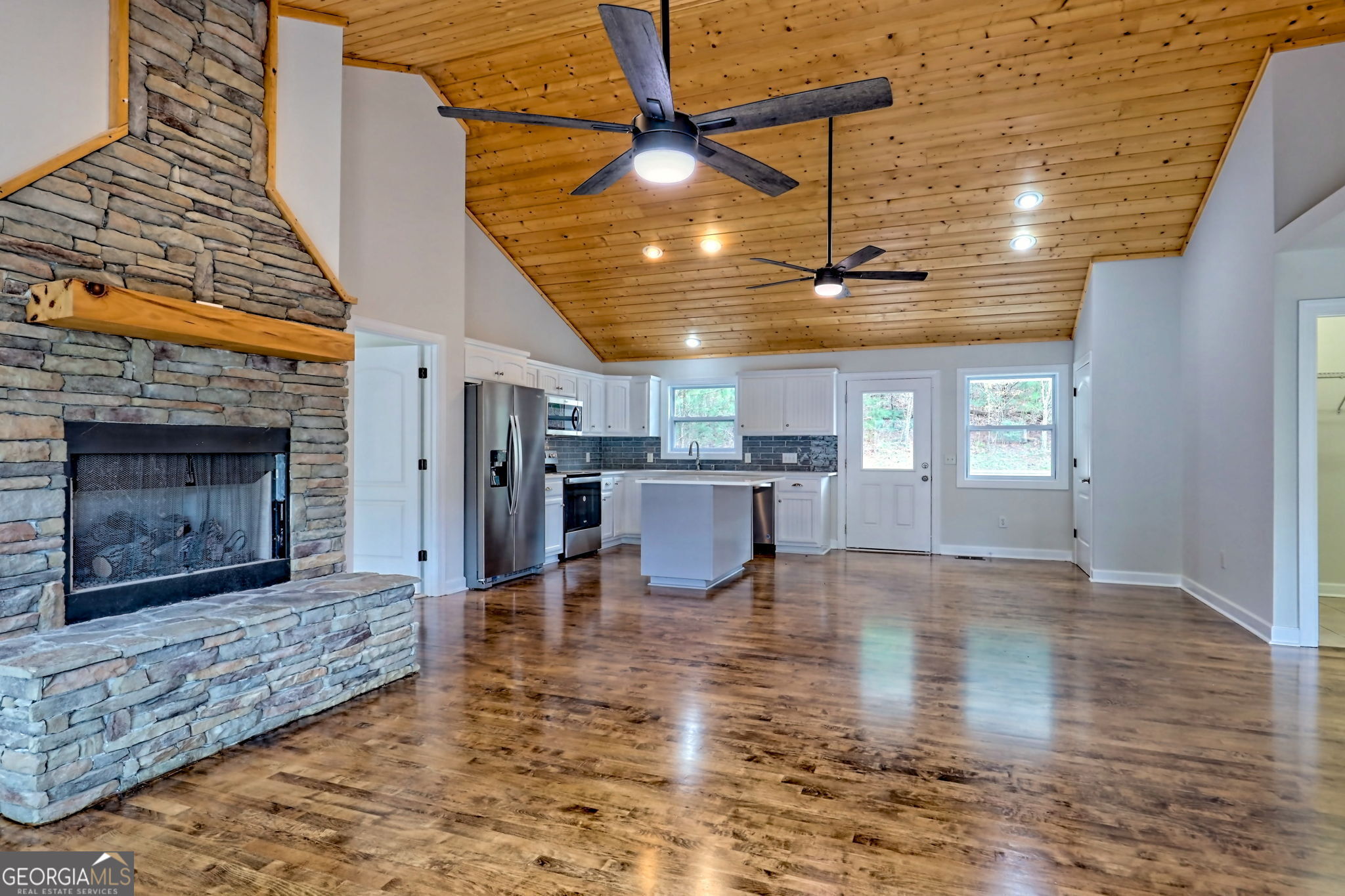 4502 Ramsay Drive Property Photo 3