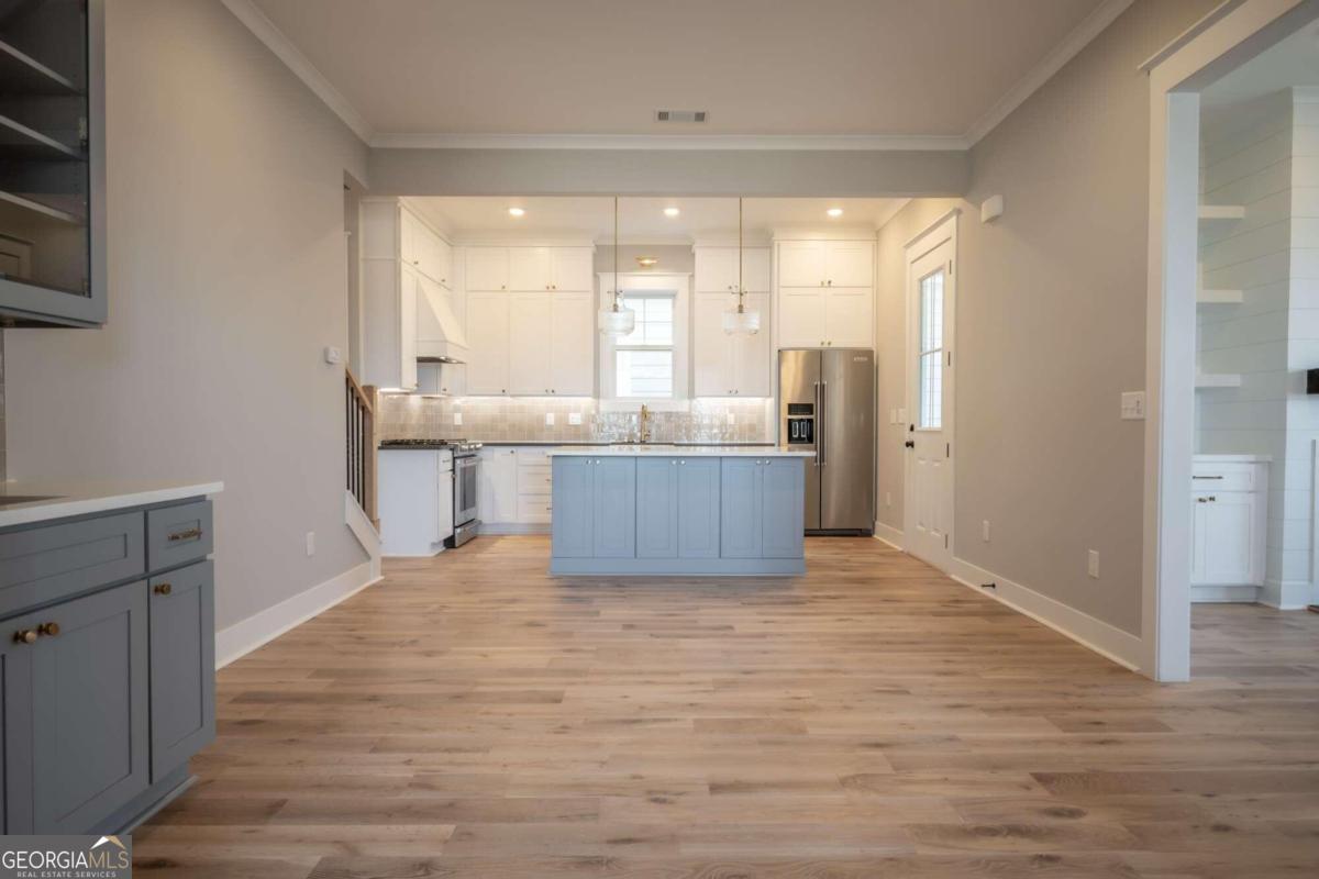 145 Holmes Avenue Property Photo 8