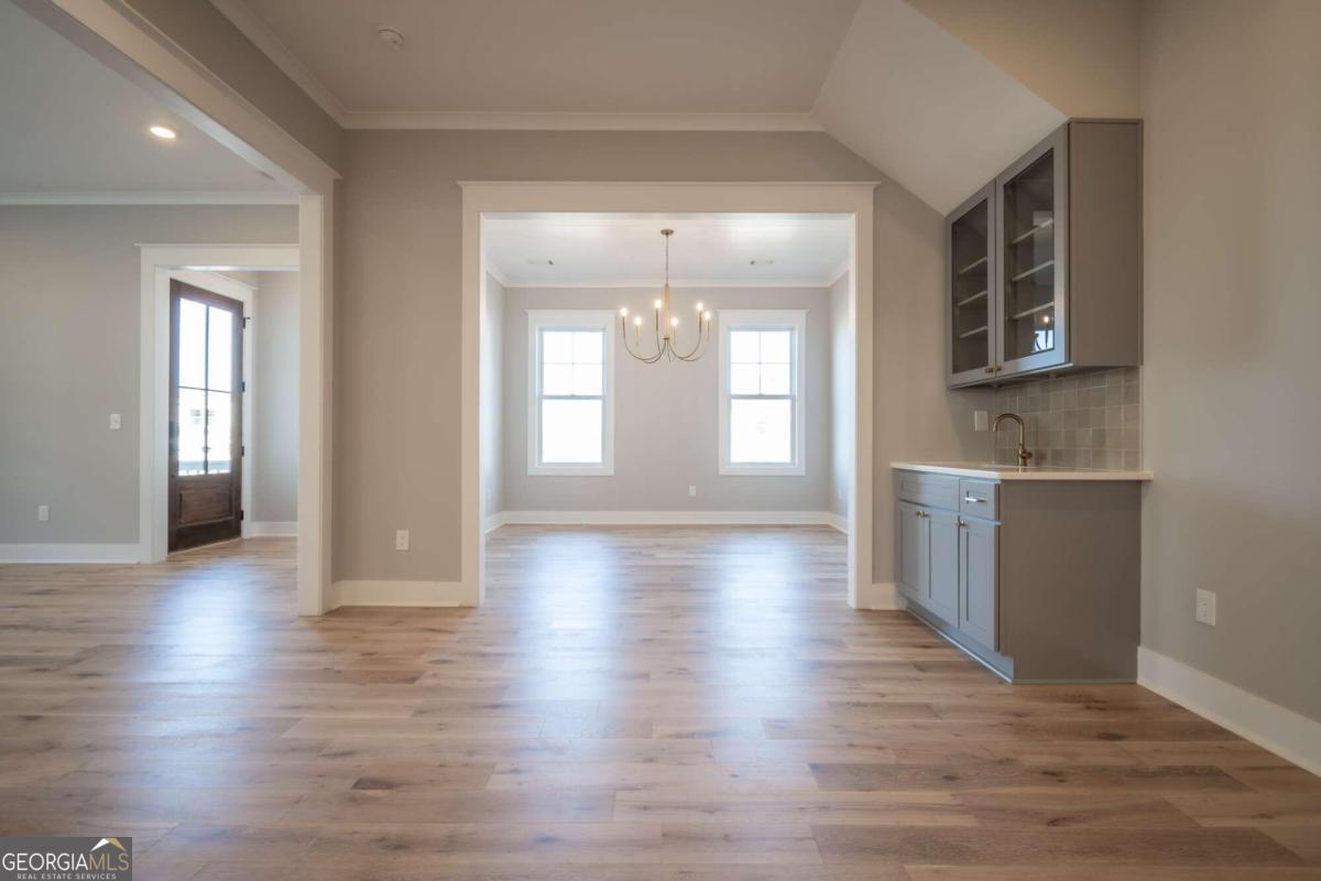 145 Holmes Avenue Property Photo 20