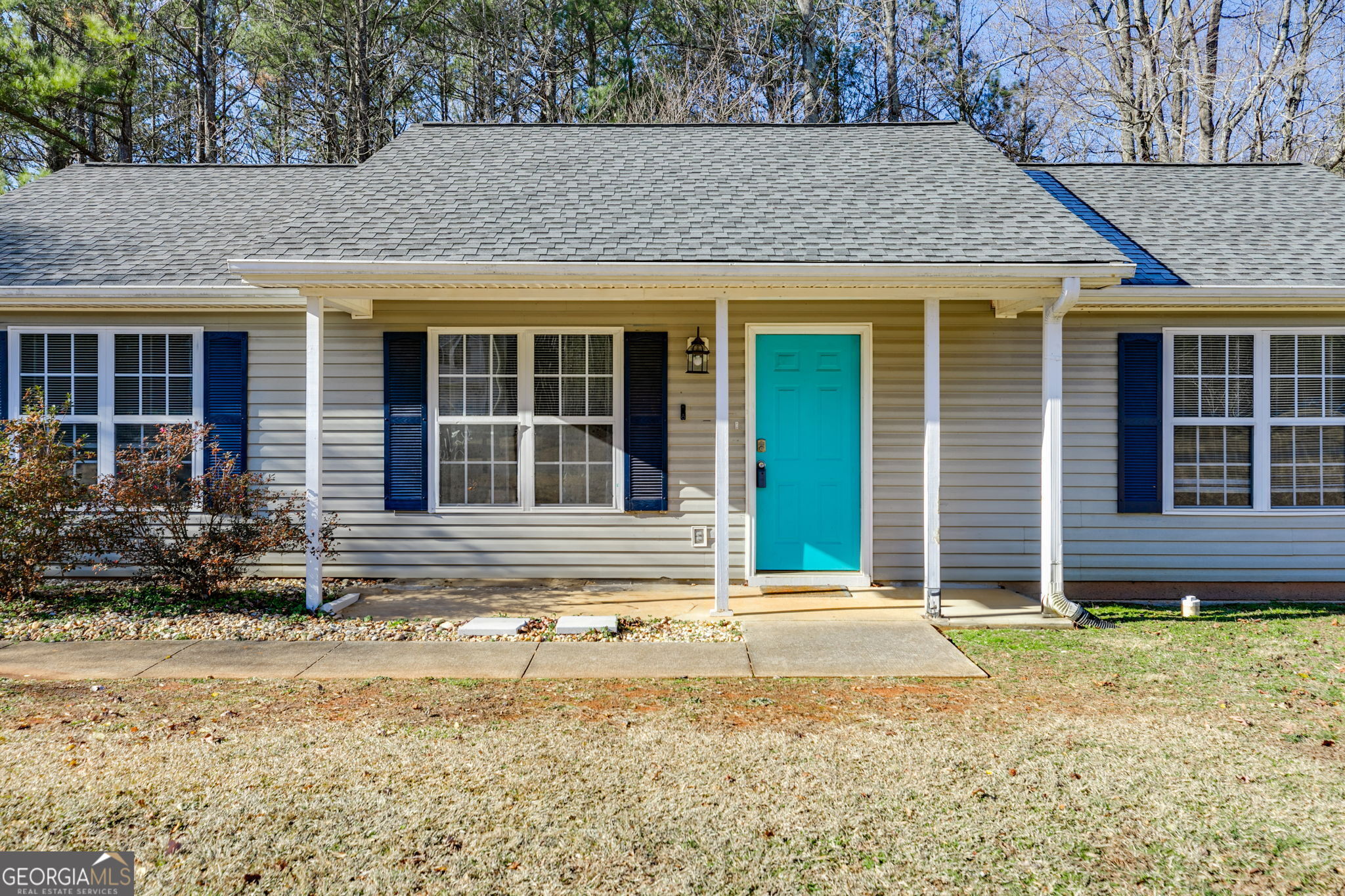 447 Wallace Way Property Photo 3