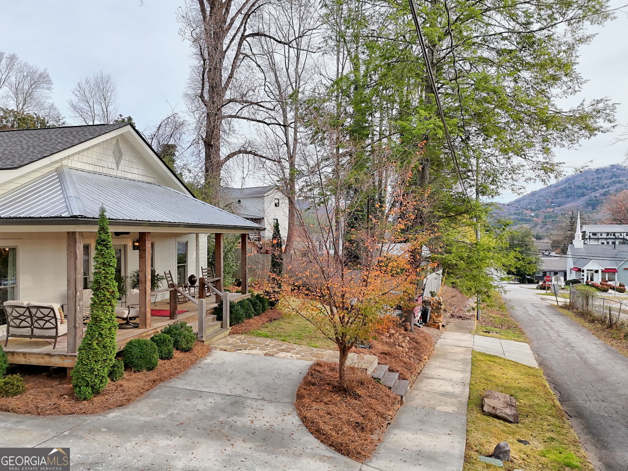 104 Hamby Street Property Photo 4