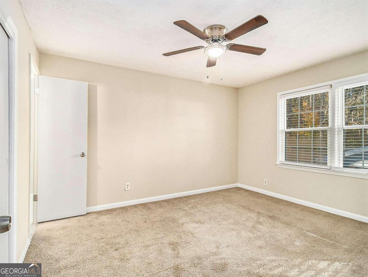 3811 Paul Street Property Photo 9