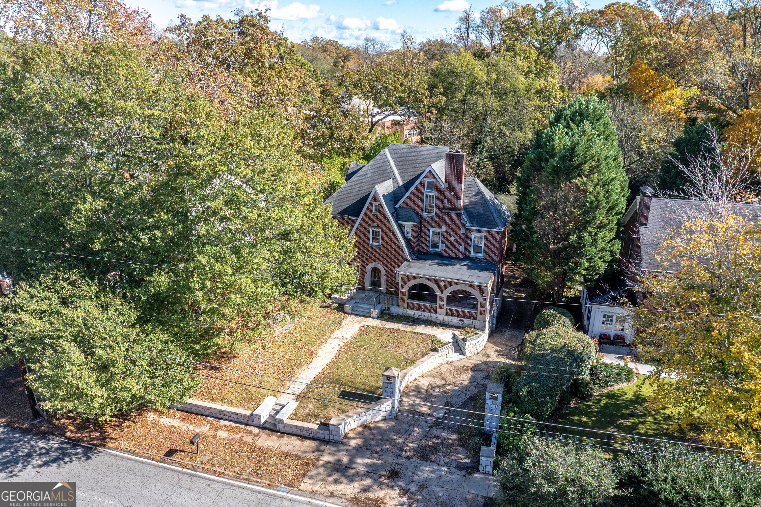 1225 Clifton Road Property Photo 4