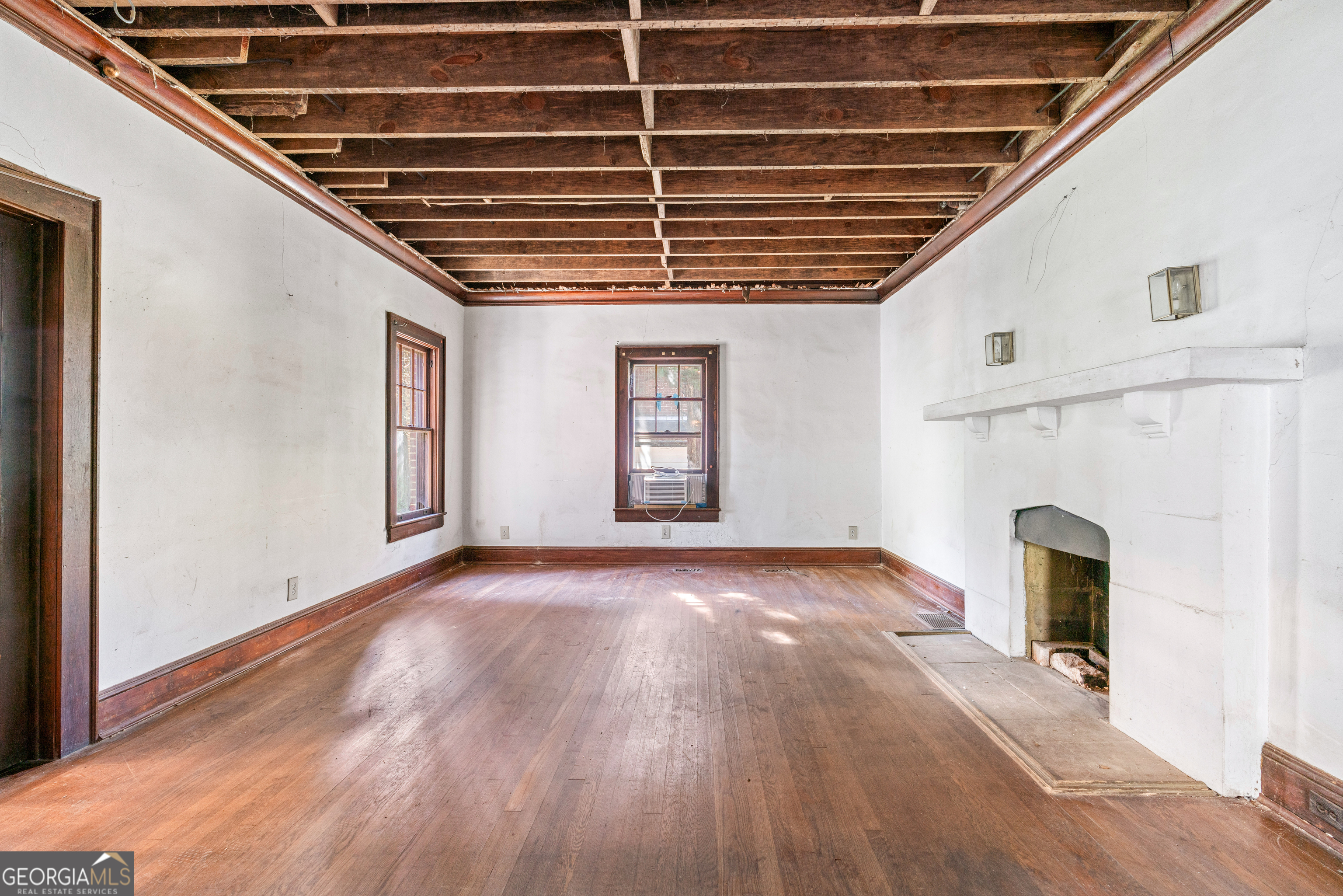 1225 Clifton Road Property Photo 11