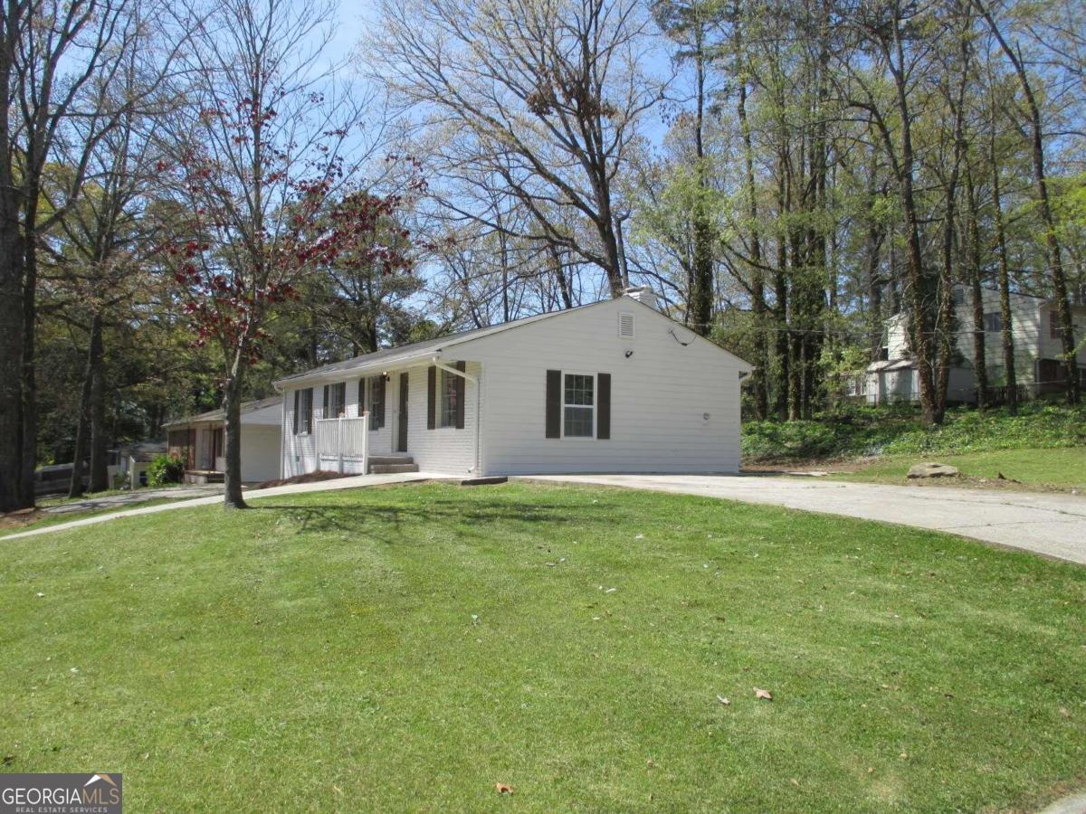 6325 Westbury Road Property Photo 2