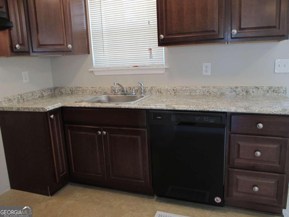 6325 Westbury Road Property Photo 24