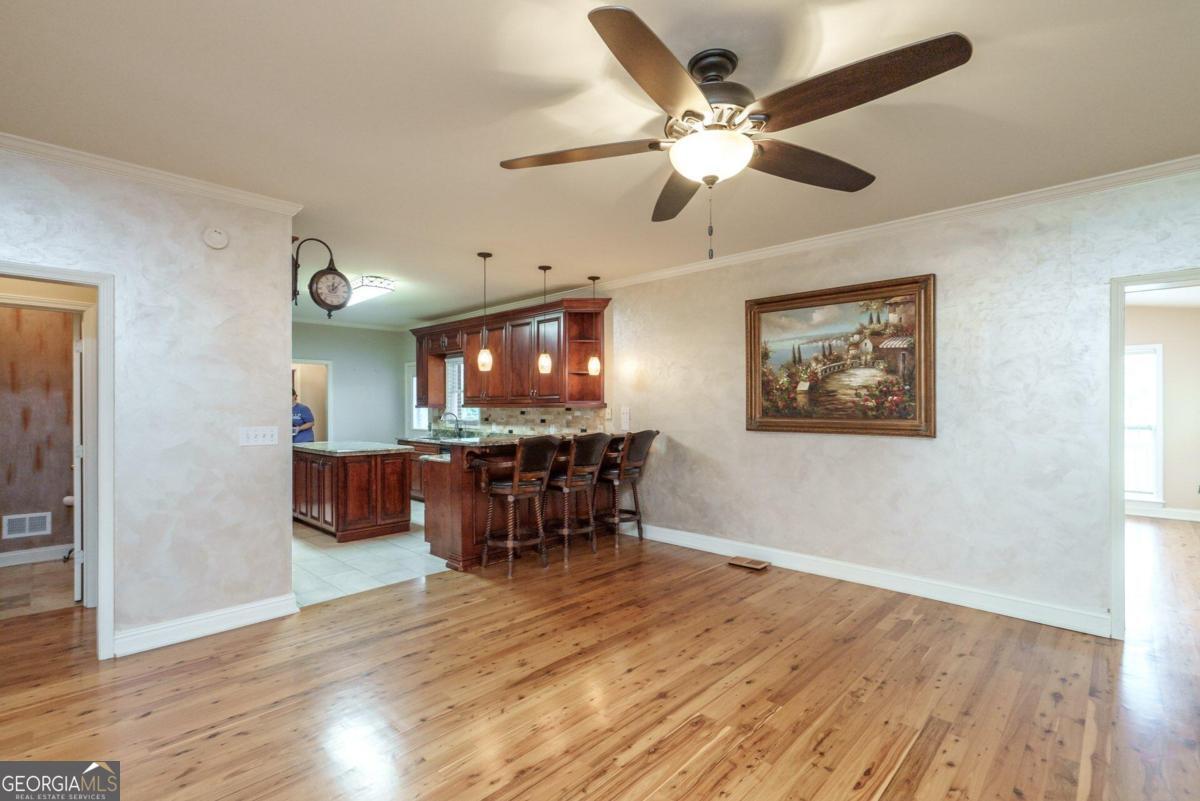 2505 Westchester Way Property Photo 15