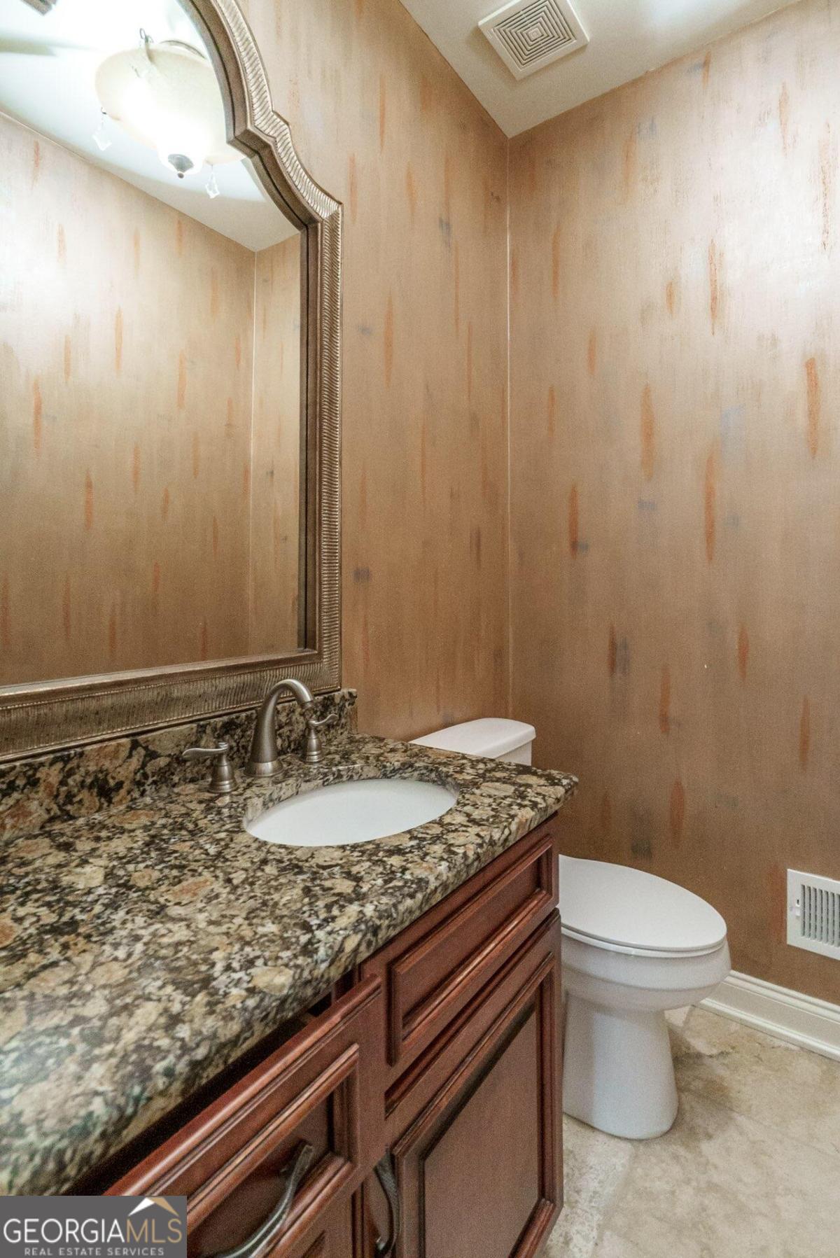 2505 Westchester Way Property Photo 17