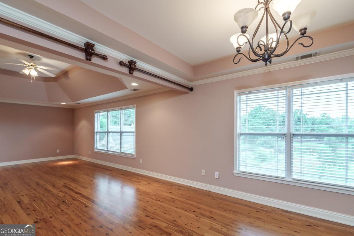 2505 Westchester Way Property Photo 36