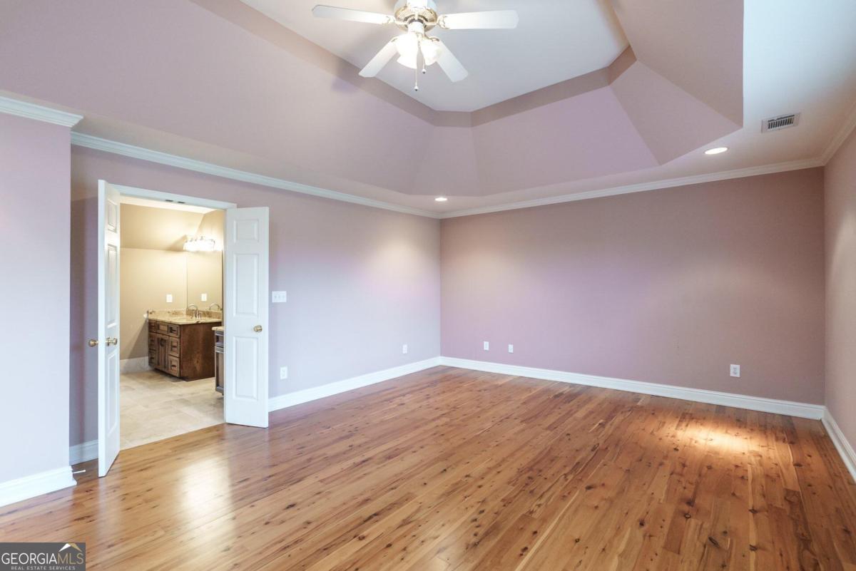 2505 Westchester Way Property Photo 37