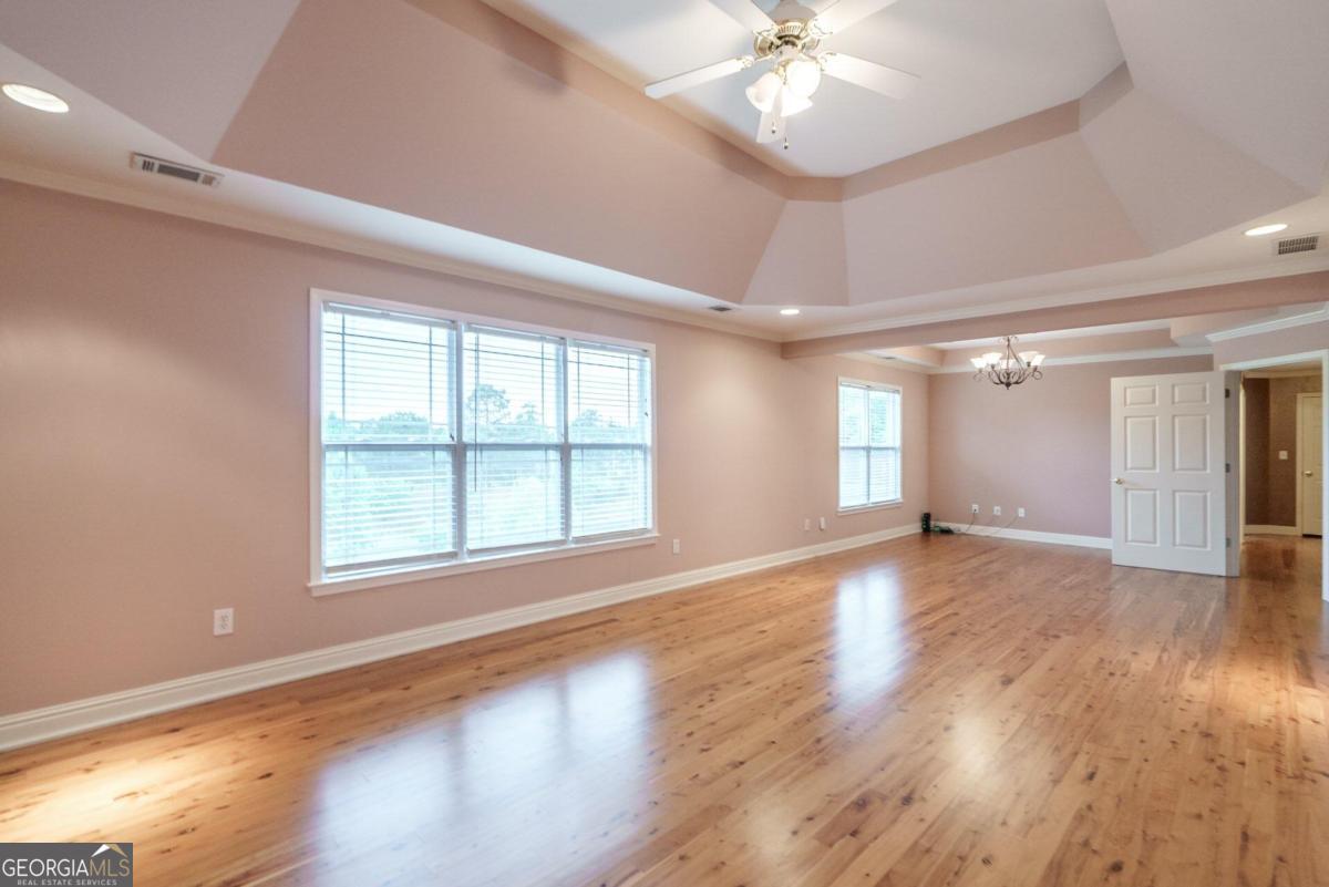 2505 Westchester Way Property Photo 39